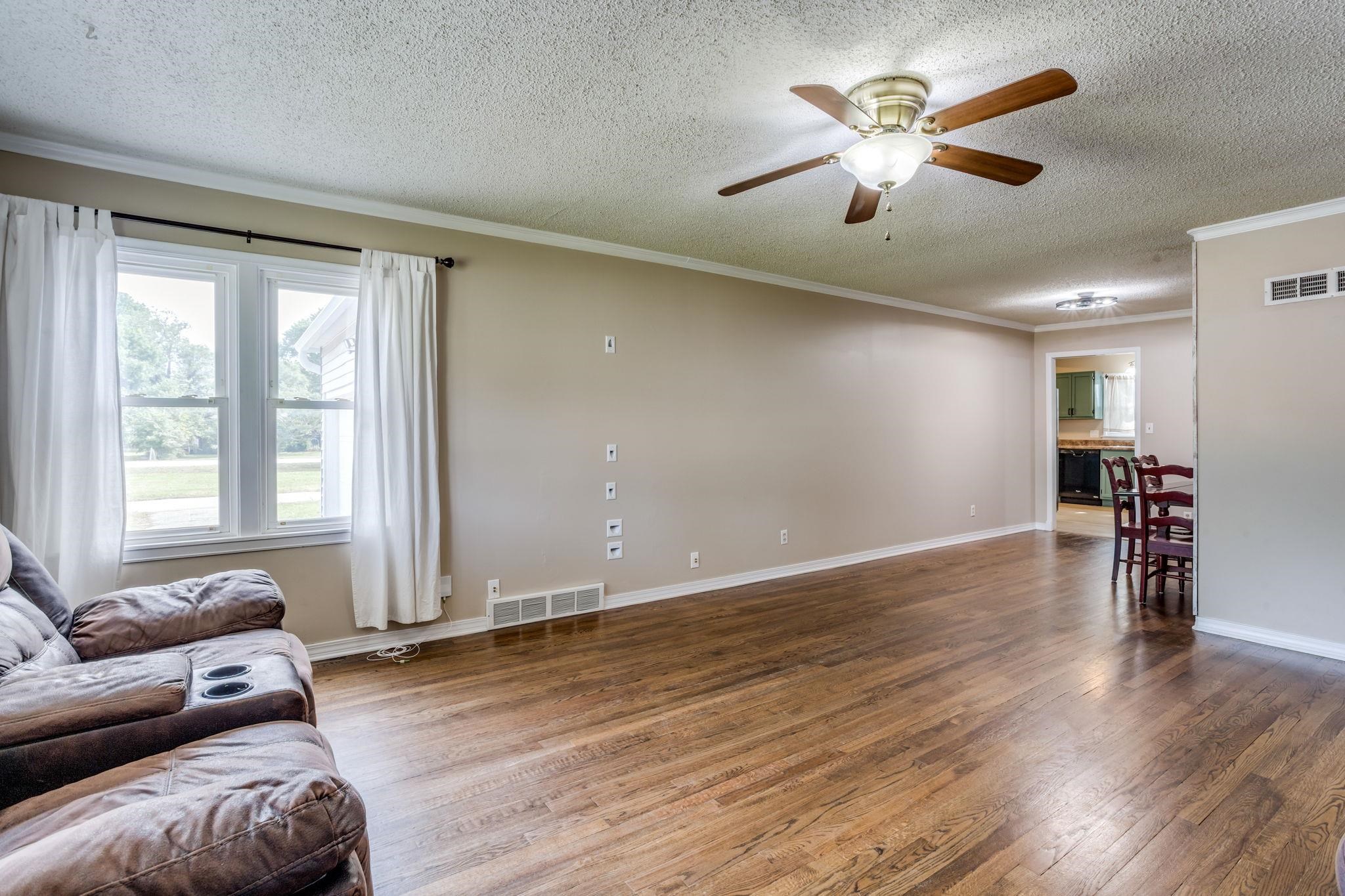 4712 S Greenwood St, Wichita, Virginia image 5