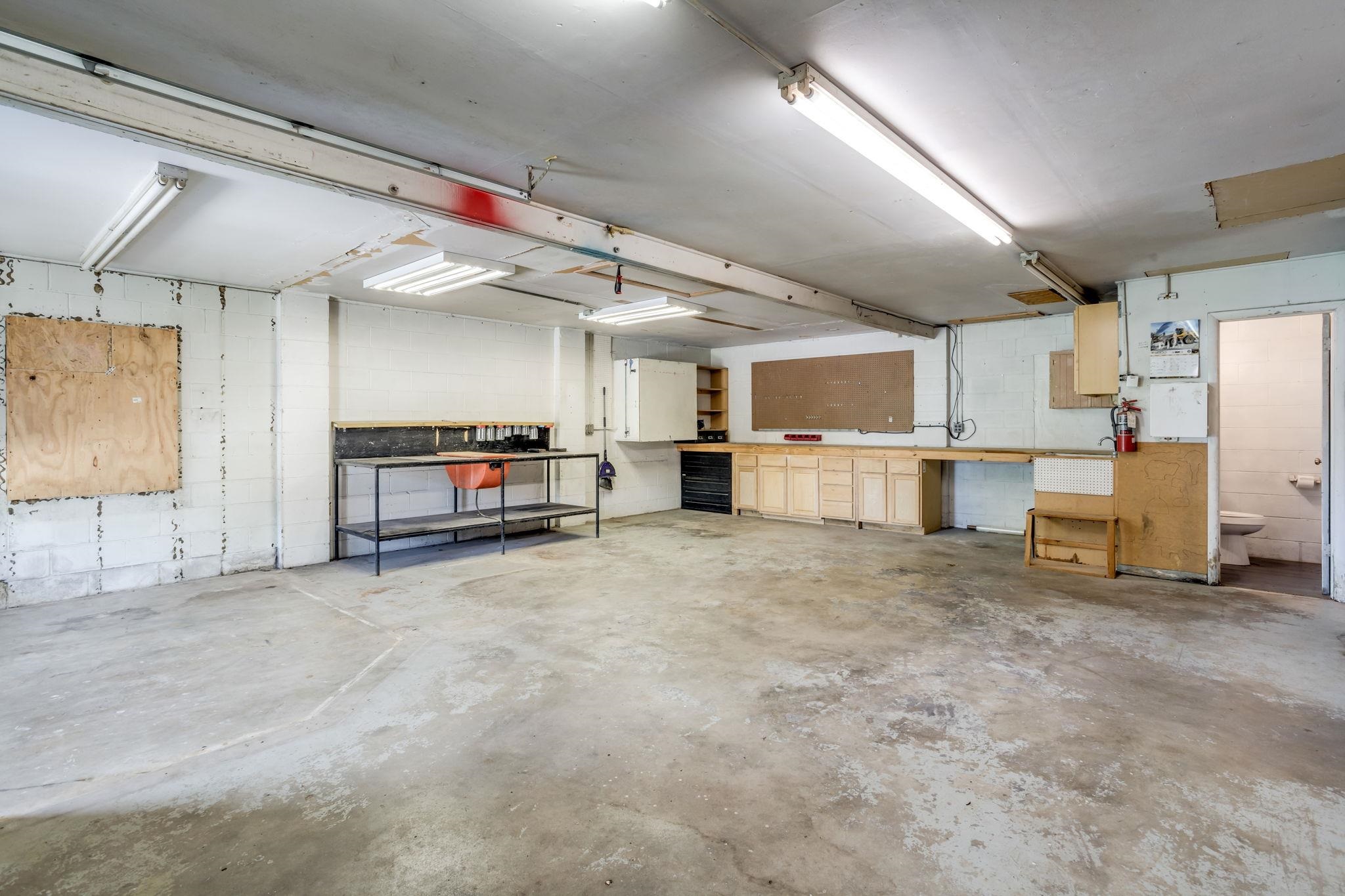 4712 S Greenwood St, Wichita, Virginia image 24