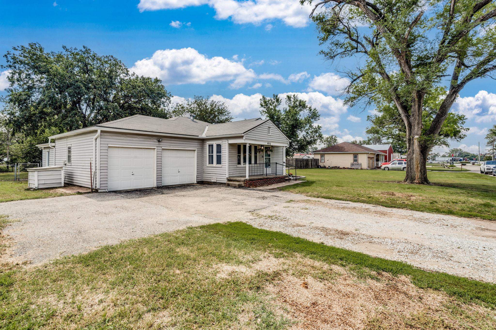 4712 S Greenwood St, Wichita, Virginia image 4