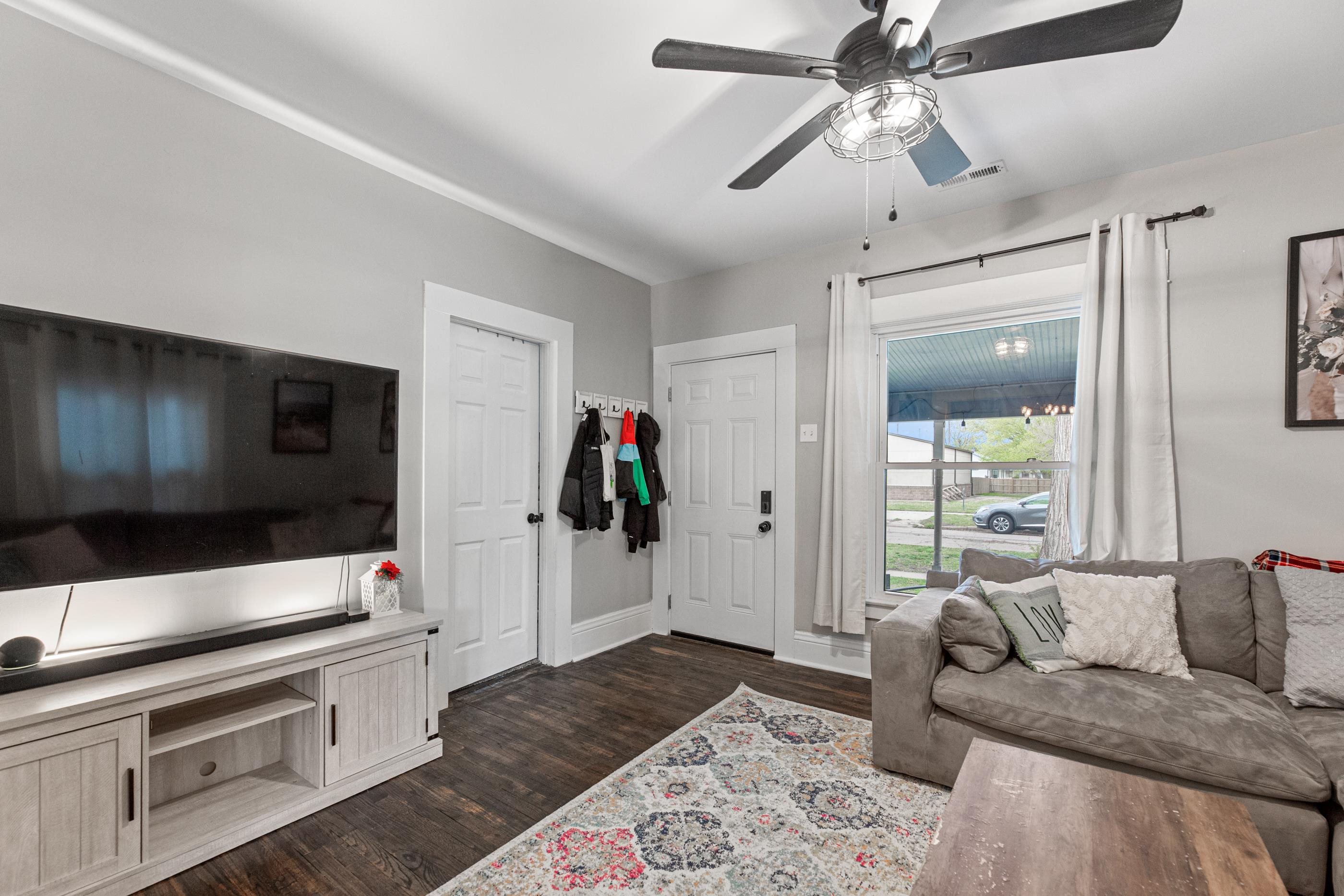 118 N Vine Ave, Wichita, Kansas image 4