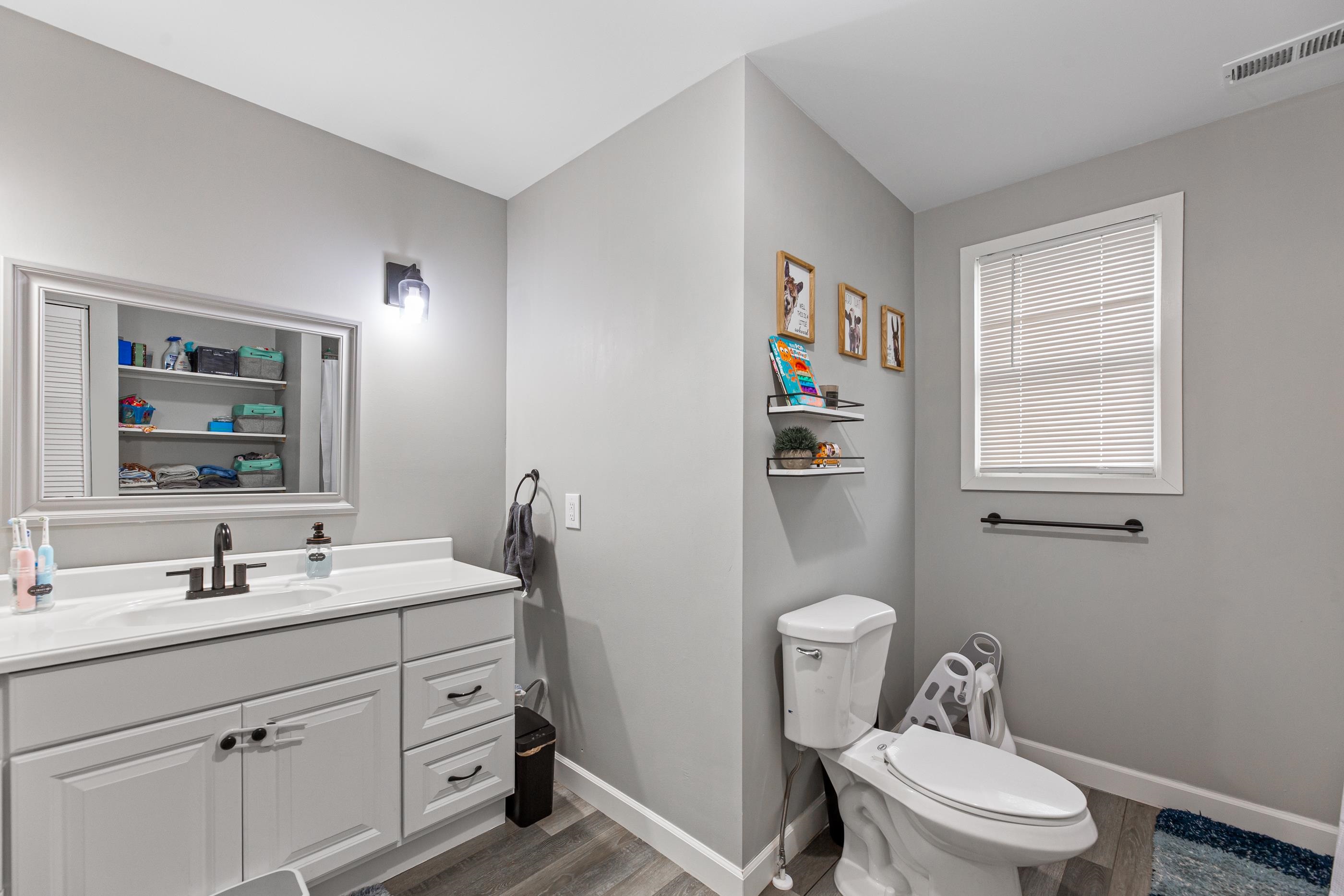 118 N Vine Ave, Wichita, Kansas image 11