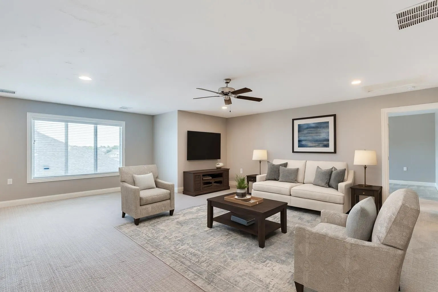 Wichita, Kansas 67235, United States, 3 Bedrooms Bedrooms, ,3 BathroomsBathrooms,Residential,Pending,213794