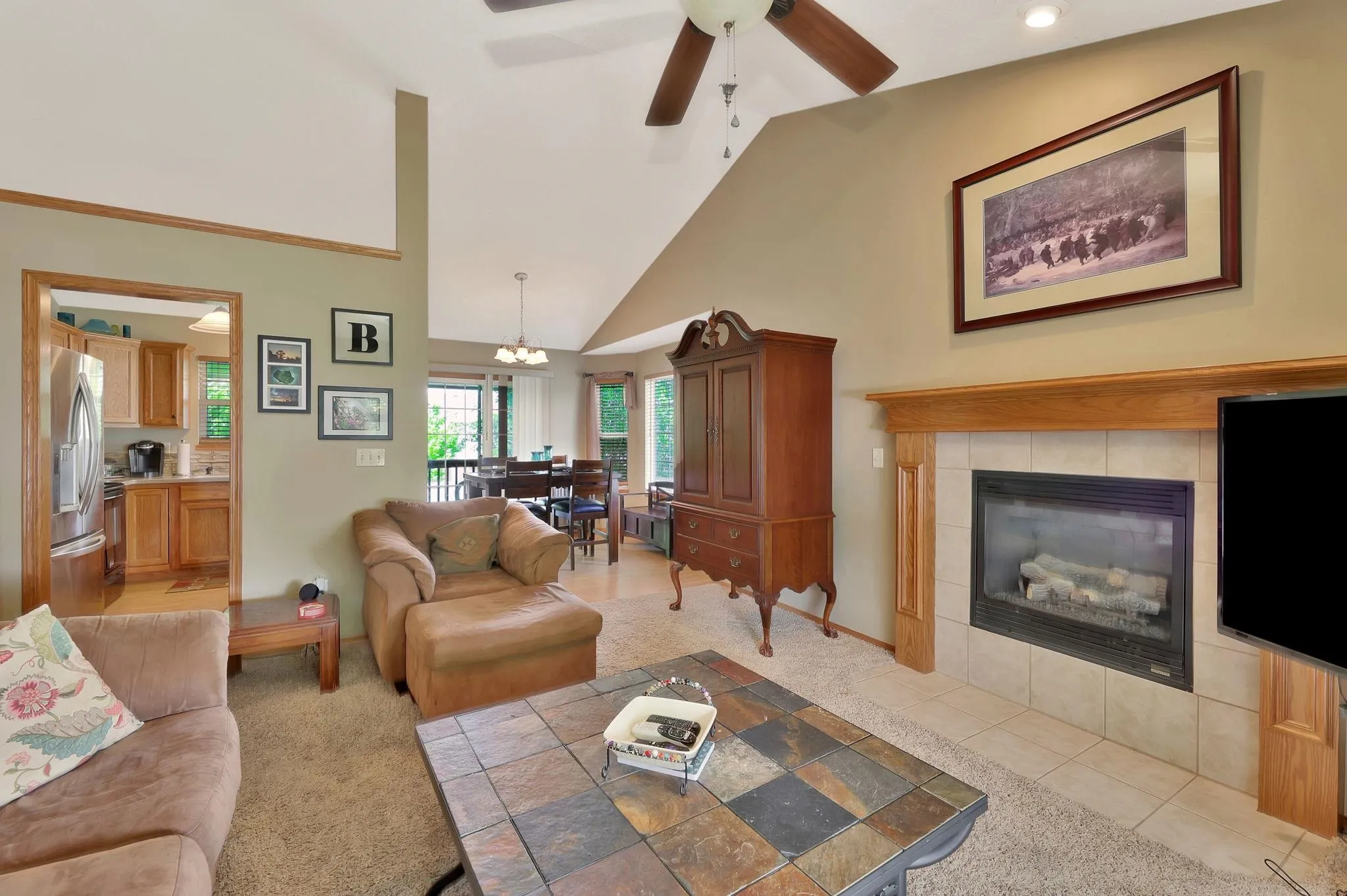 Andover, Kansas 67002, United States, 4 Bedrooms Bedrooms, ,3 BathroomsBathrooms,Residential,Pending,131615