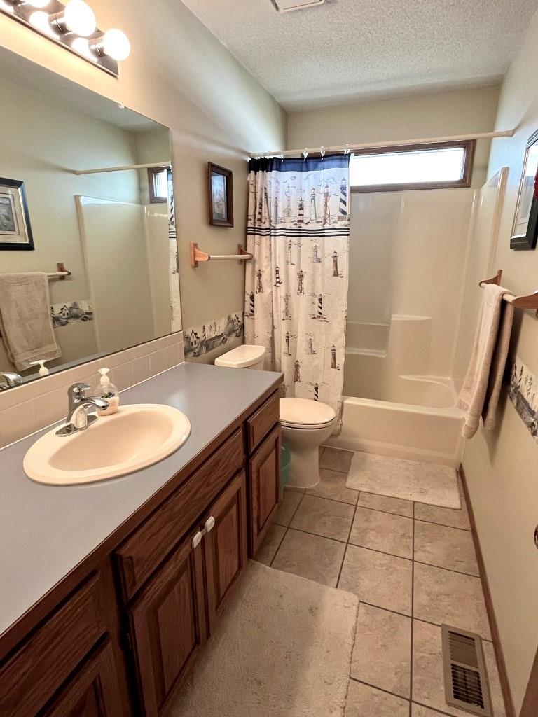 10830 W Meribeau Ct, Wichita, Kansas image 26