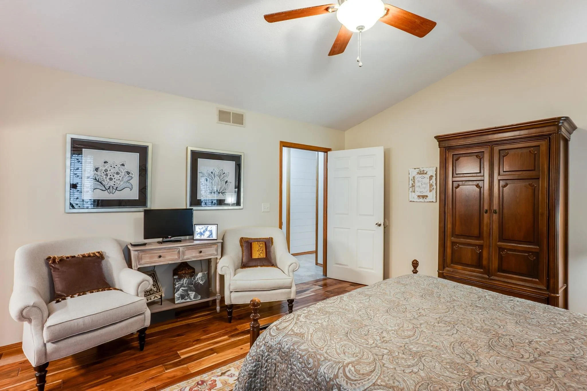 Derby, Kansas 67037, United States, 5 Bedrooms Bedrooms, ,3 BathroomsBathrooms,Residential,Active,221115