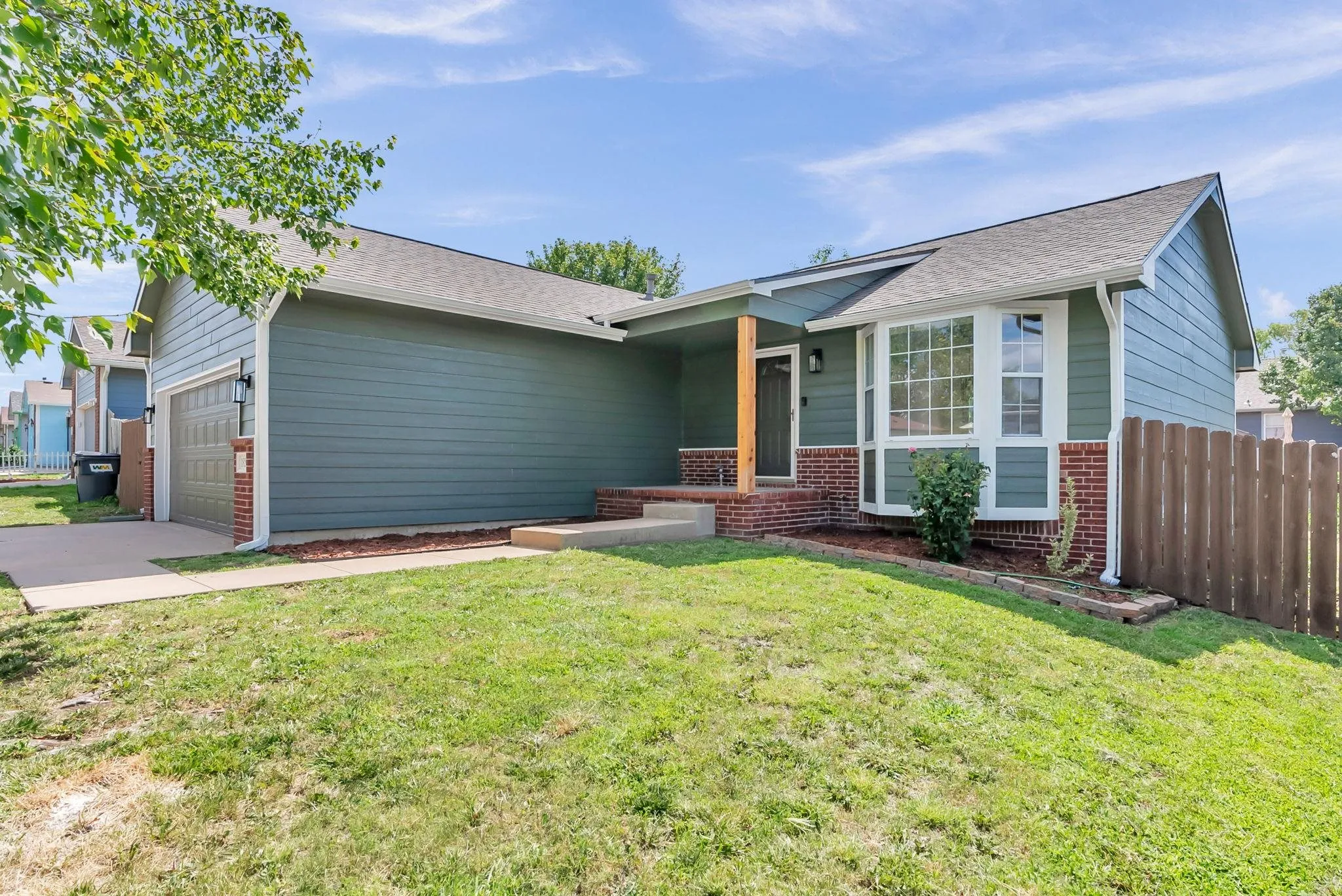 Wichita, Kansas 67207, United States, 4 Bedrooms Bedrooms, ,3 BathroomsBathrooms,Residential,Active,165393