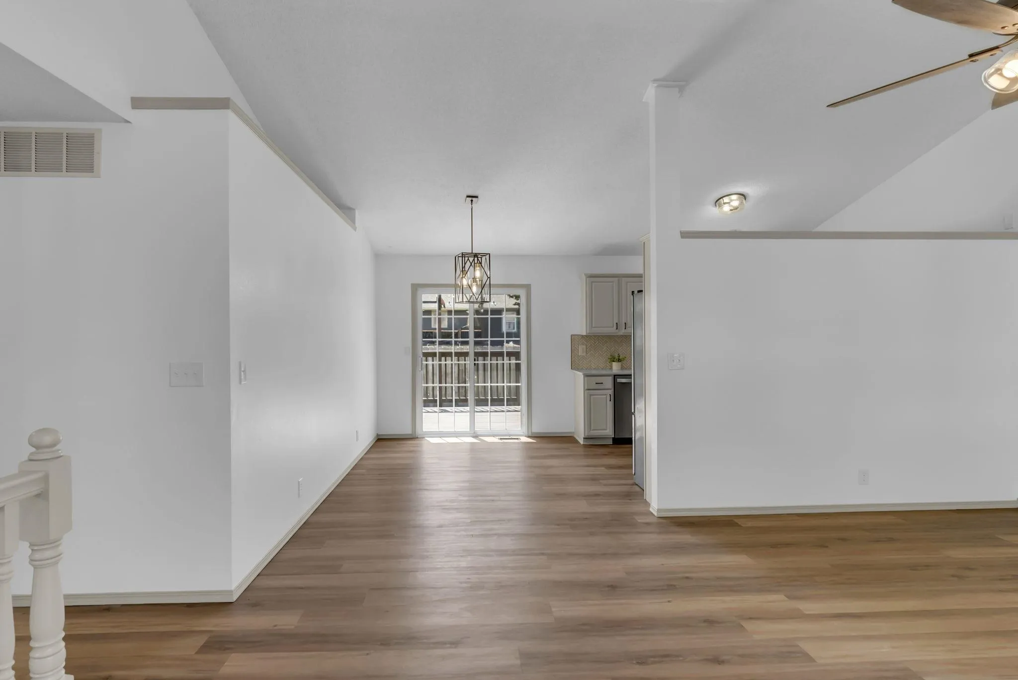 Wichita, Kansas 67207, United States, 4 Bedrooms Bedrooms, ,3 BathroomsBathrooms,Residential,Active,165393