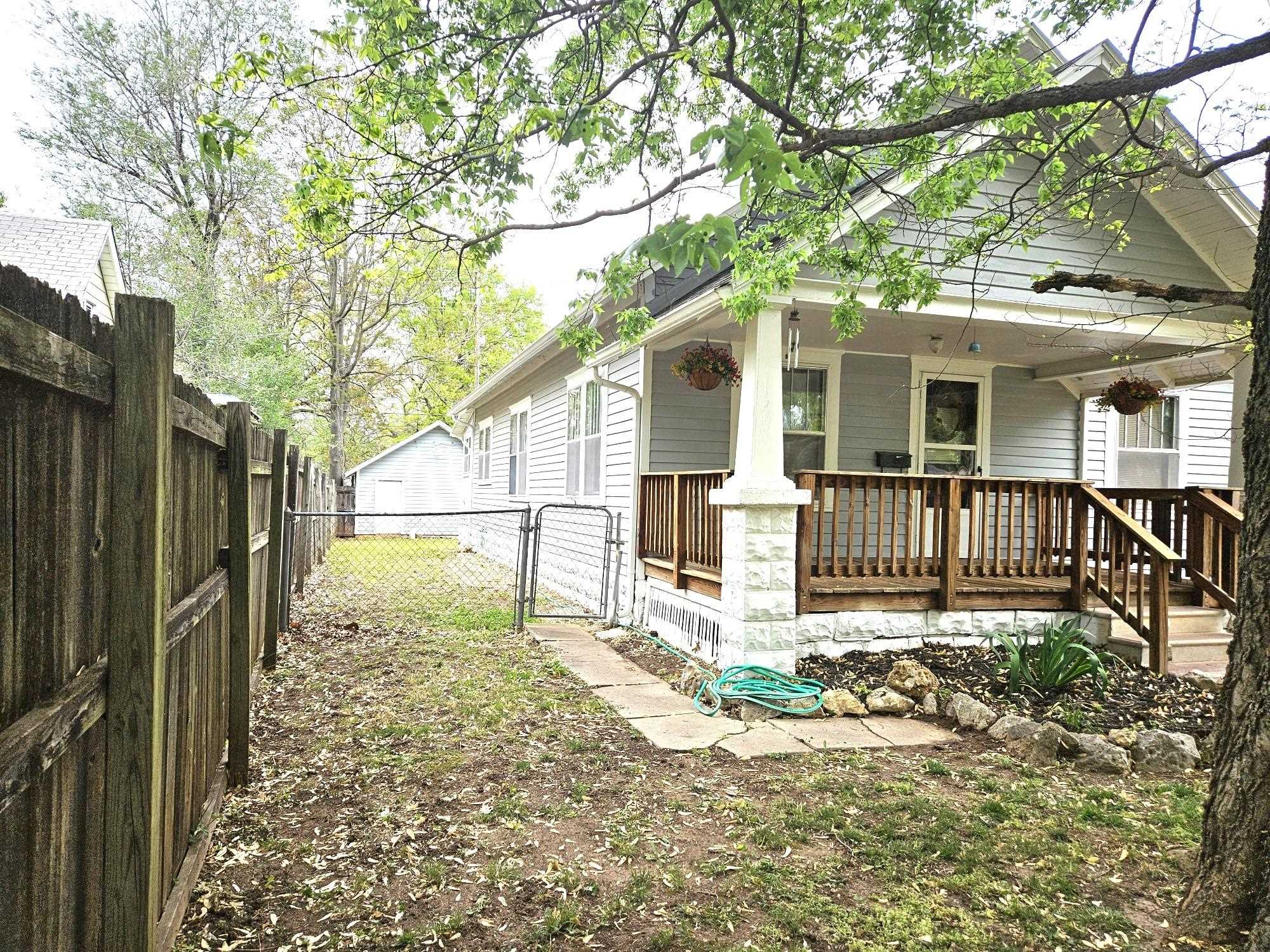 1006 E 12th Ave, Winfield, Kansas image 23