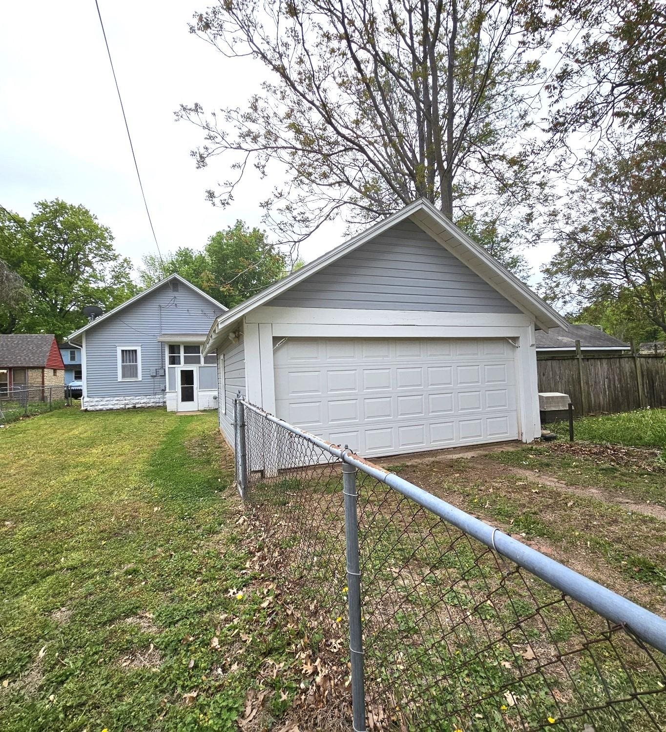1006 E 12th Ave, Winfield, Kansas image 20