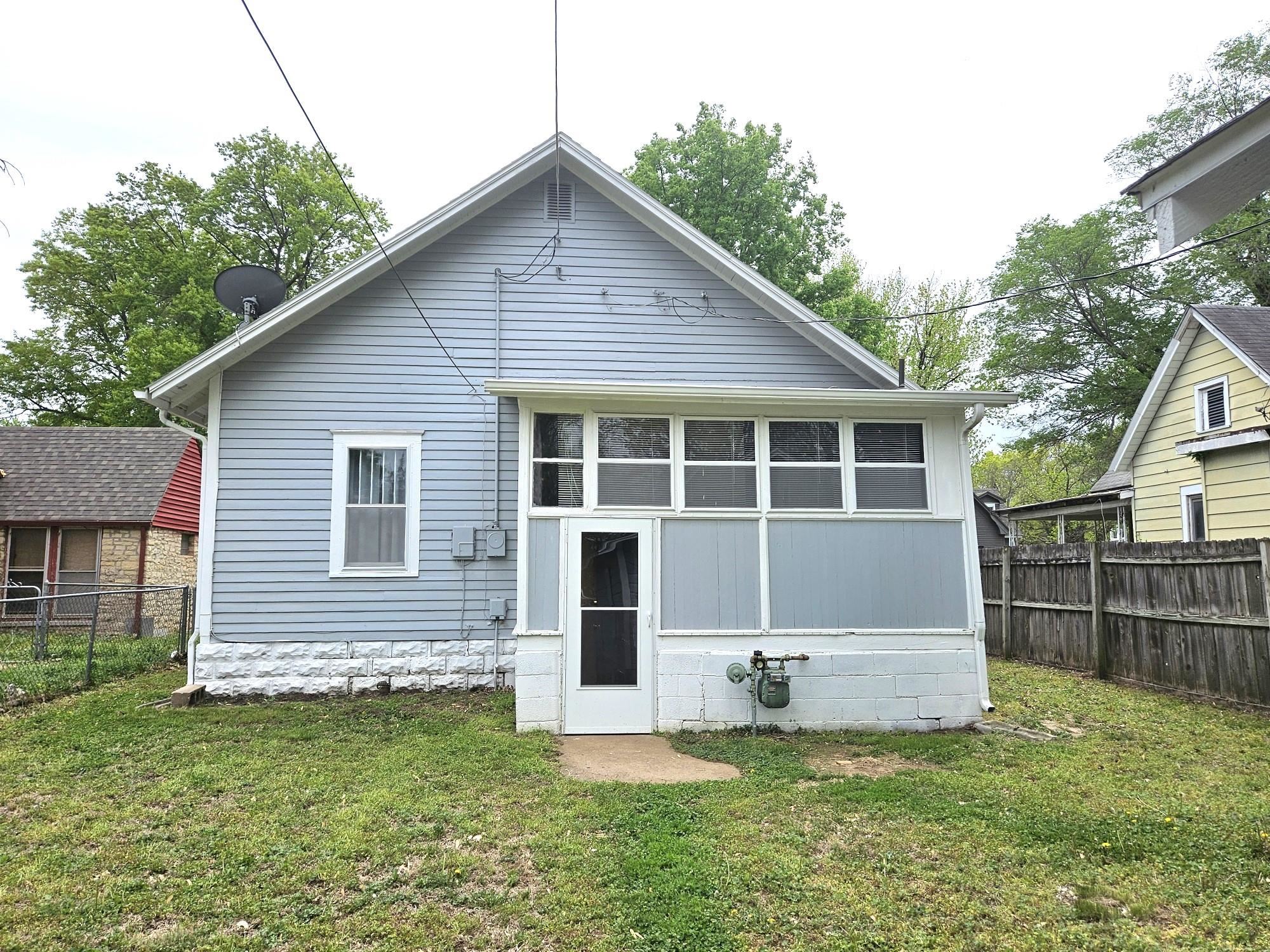 1006 E 12th Ave, Winfield, Kansas image 18