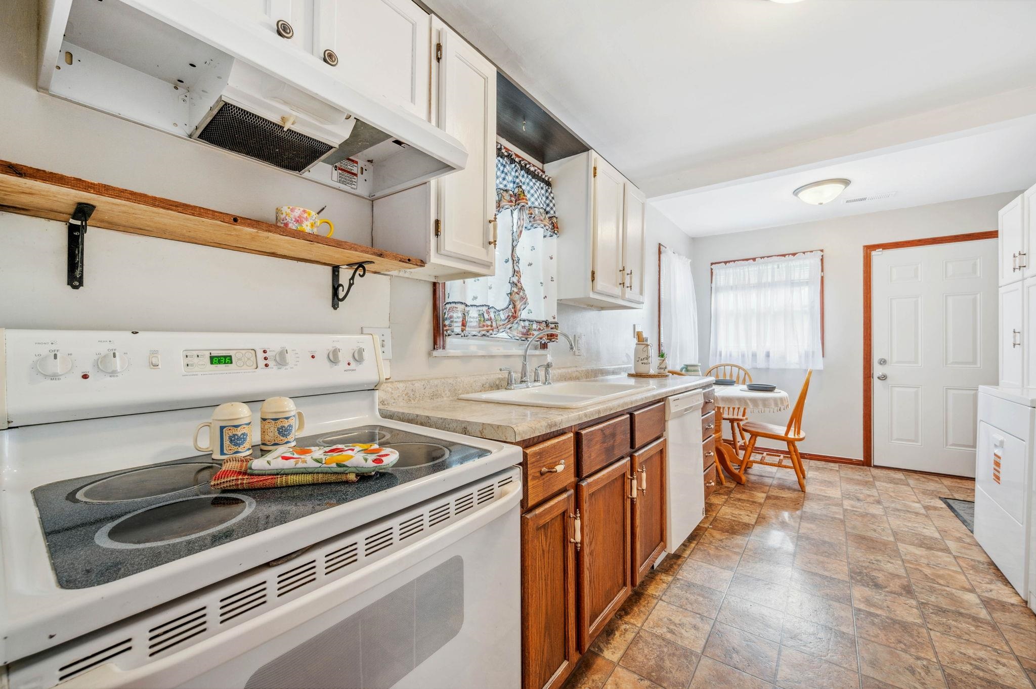 404 N Franklin Ave, Sedgwick, Kansas image 12
