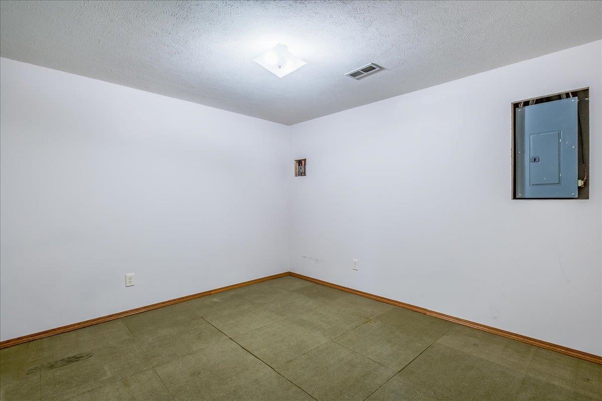 1110 S Longford St, Wichita, Kansas image 25