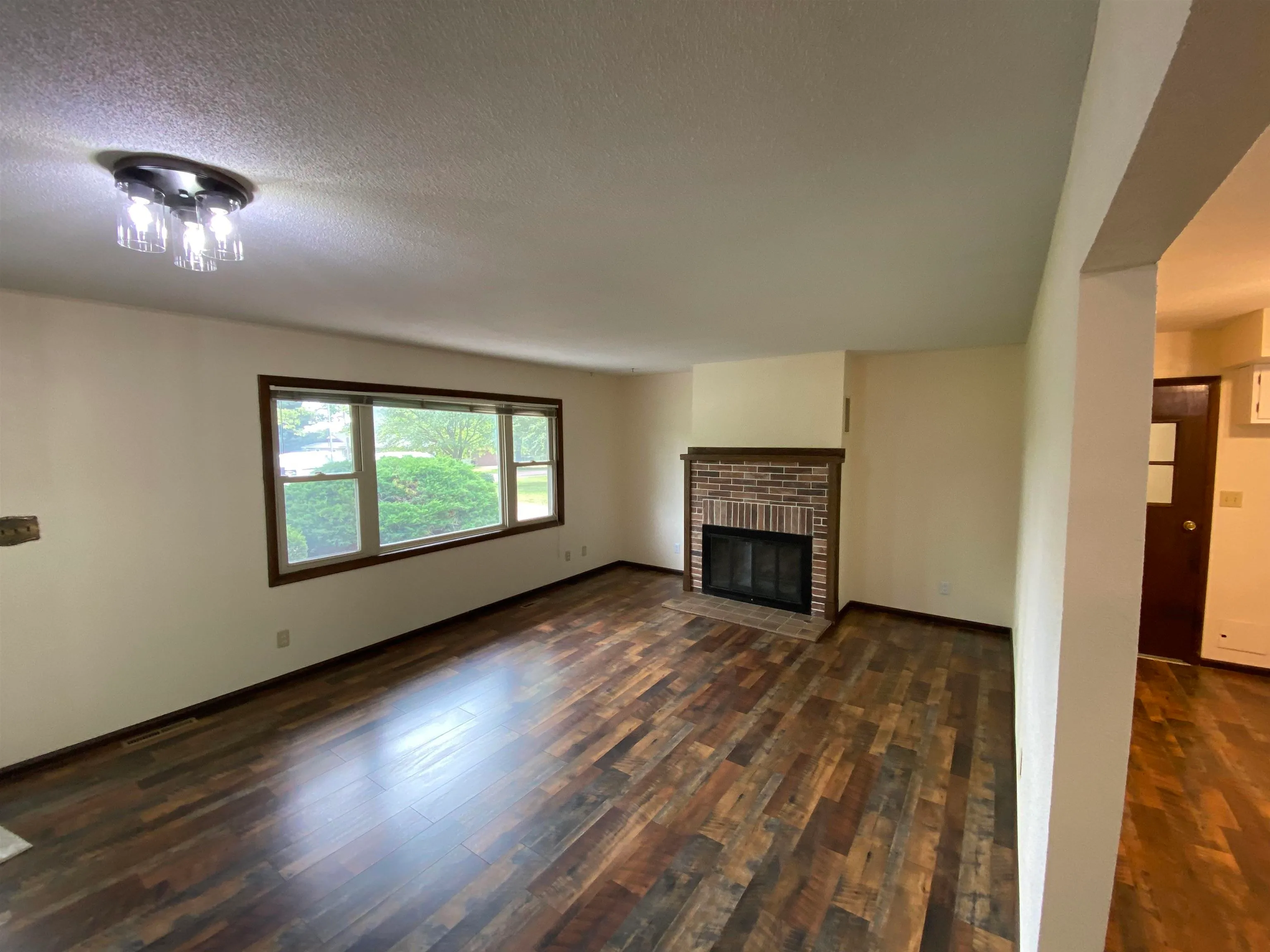 Winfield, Kansas 67156, United States, 3 Bedrooms Bedrooms, ,2 BathroomsBathrooms,Residential,Active,143280