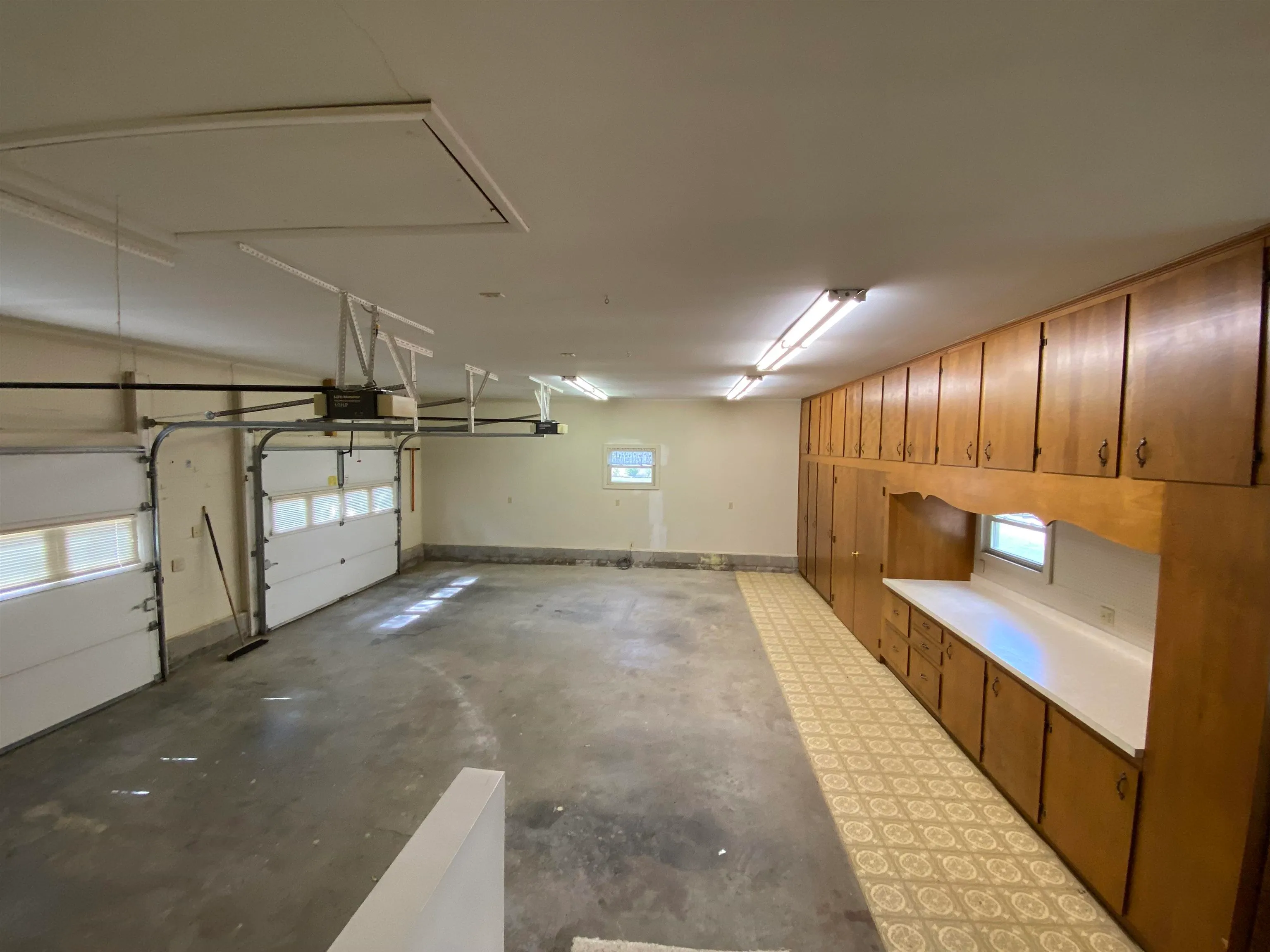 Winfield, Kansas 67156, United States, 3 Bedrooms Bedrooms, ,2 BathroomsBathrooms,Residential,Active,143280