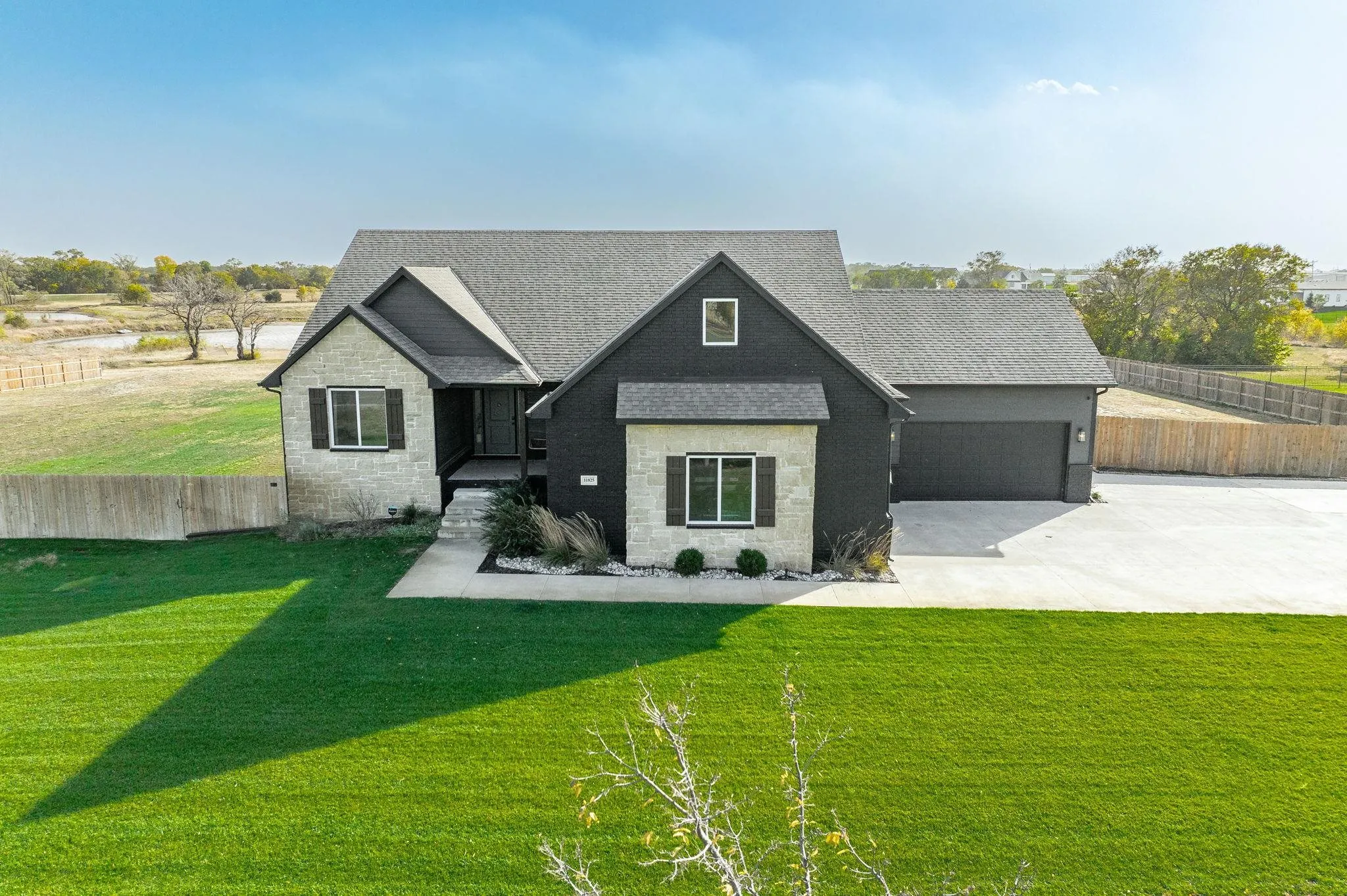 Wichita, Kansas 67215, United States, 6 Bedrooms Bedrooms, ,4 BathroomsBathrooms,Residential,Active,36476