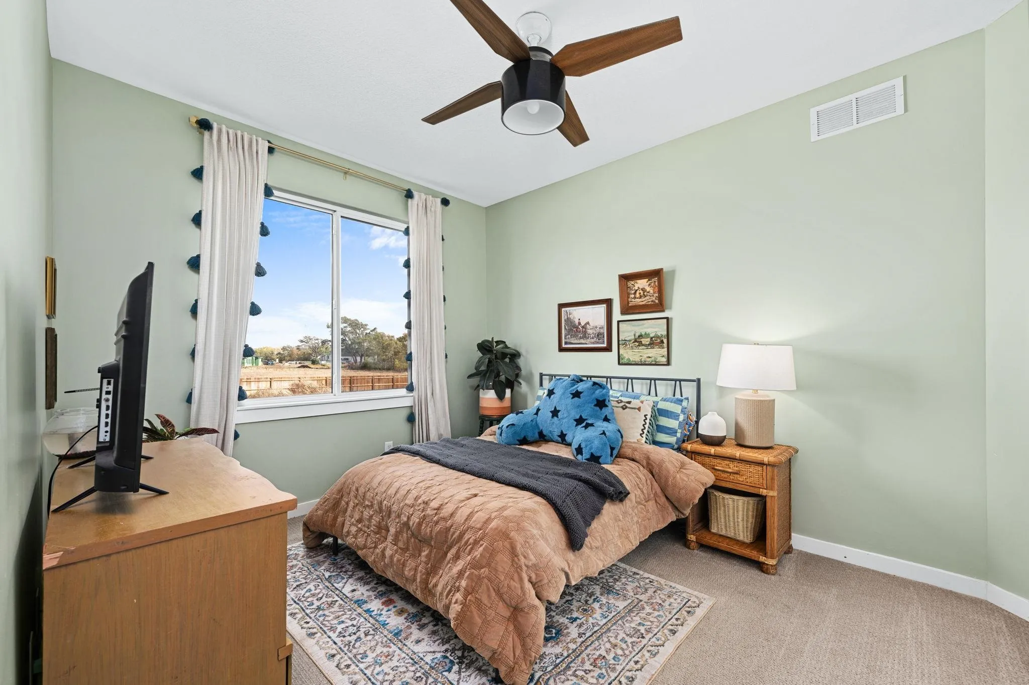 Wichita, Kansas 67215, United States, 6 Bedrooms Bedrooms, ,4 BathroomsBathrooms,Residential,Active,36476