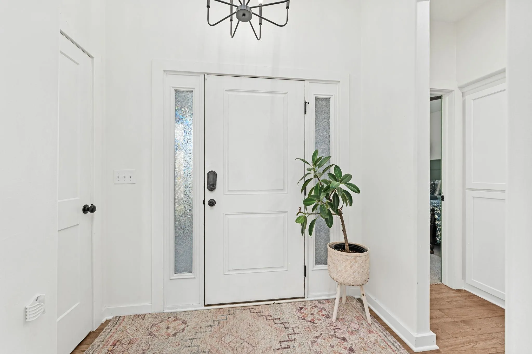 Wichita, Kansas 67215, United States, 6 Bedrooms Bedrooms, ,4 BathroomsBathrooms,Residential,Active,36476