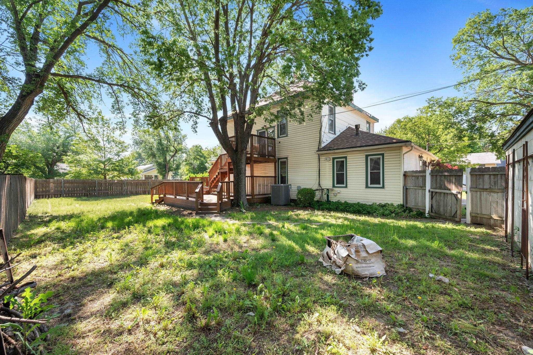 203 N Saint Clair Ave, Wichita, Virginia image 24