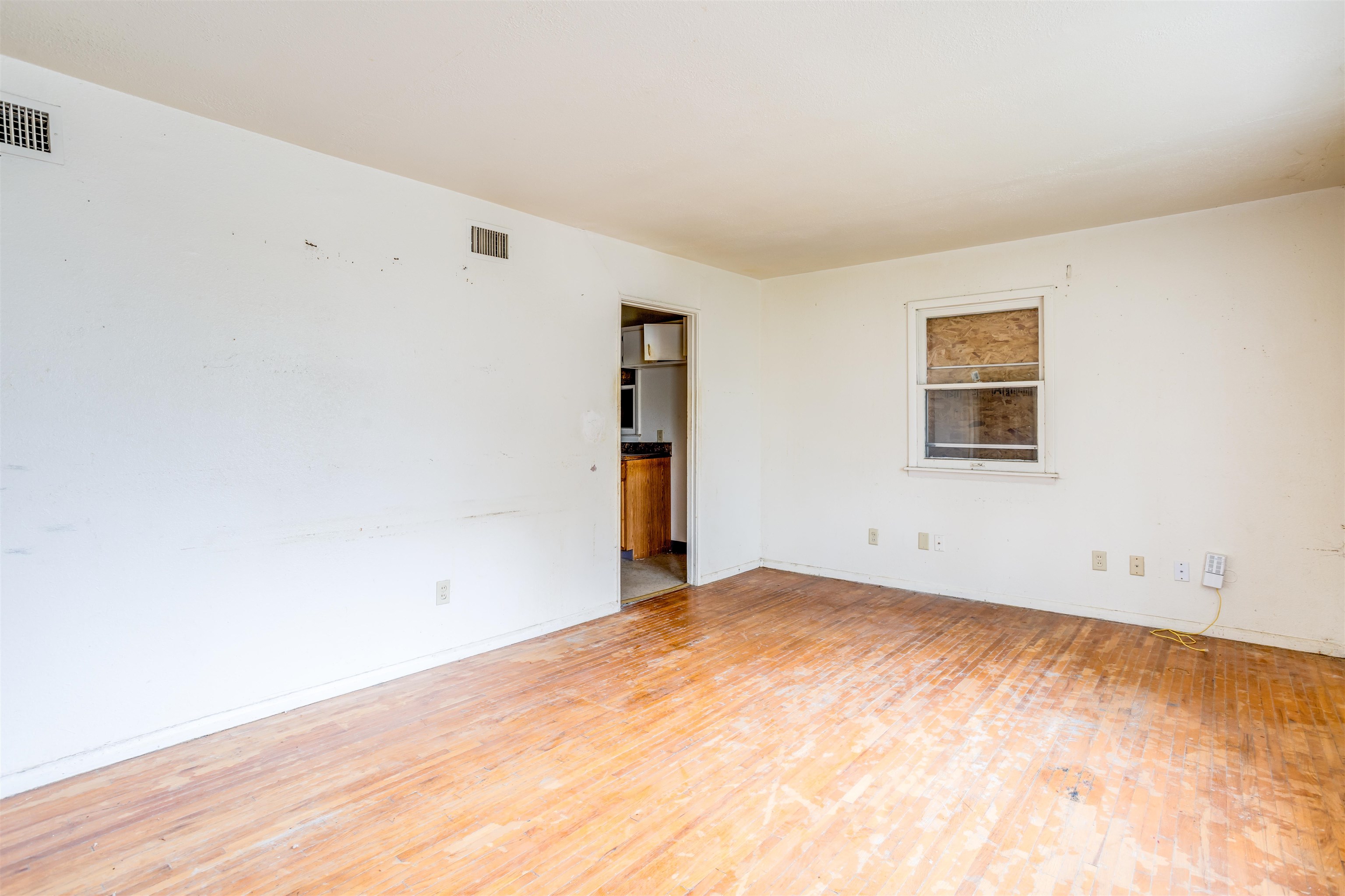 2525 N Lorraine Ave, Wichita, Kansas image 2