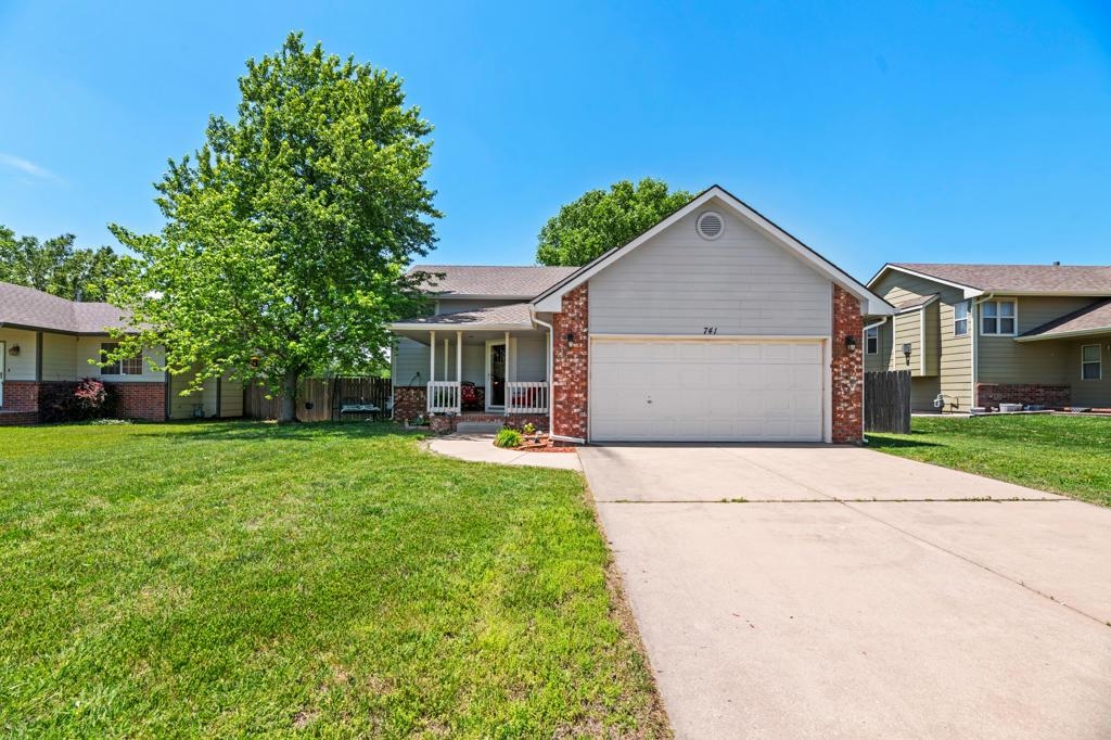 741 S Westview Cr Cir, Andover, Kansas image 1