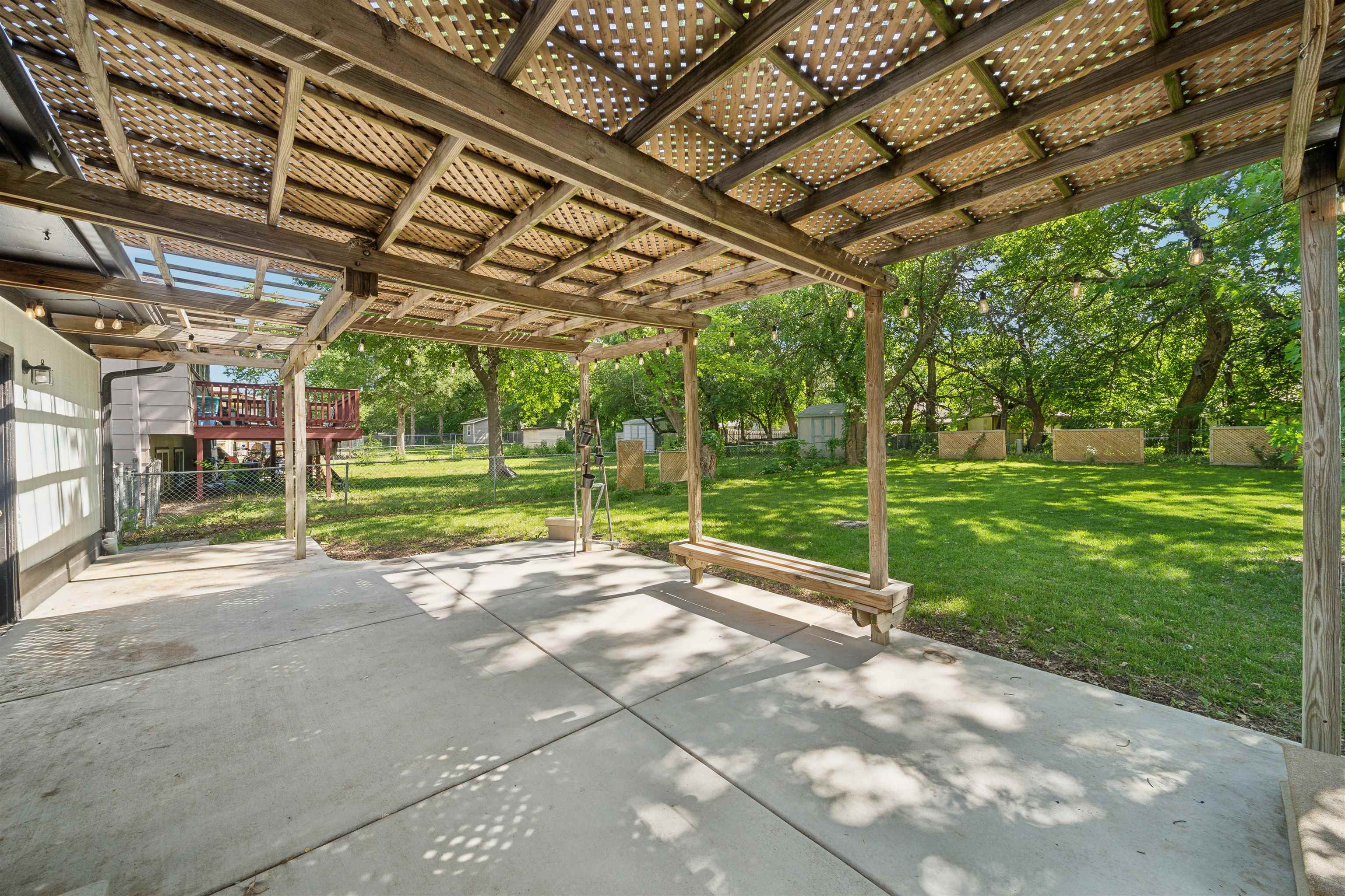 212 S Lauber Ln, Derby, Kansas image 28