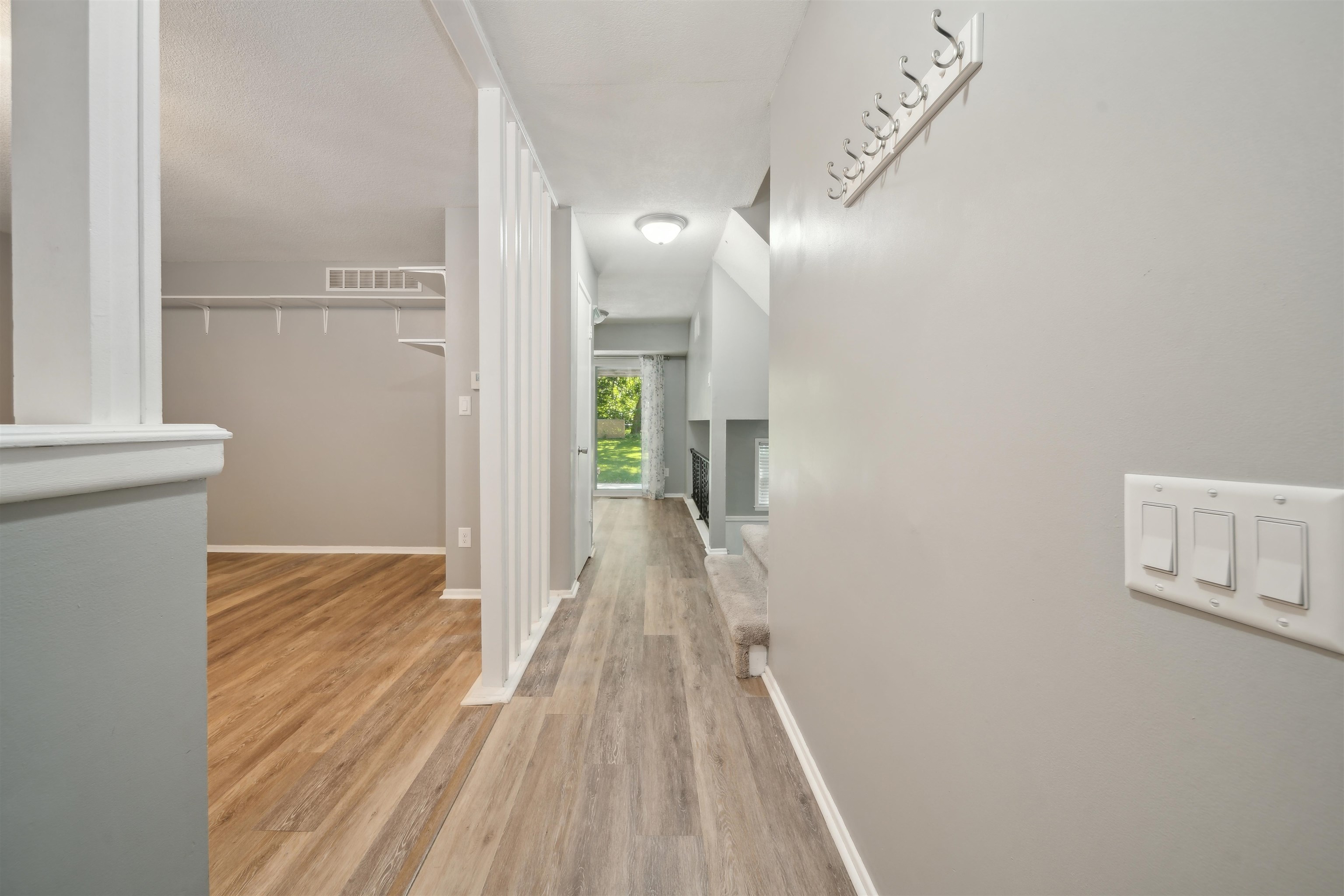 212 S Lauber Ln, Derby, Kansas image 4