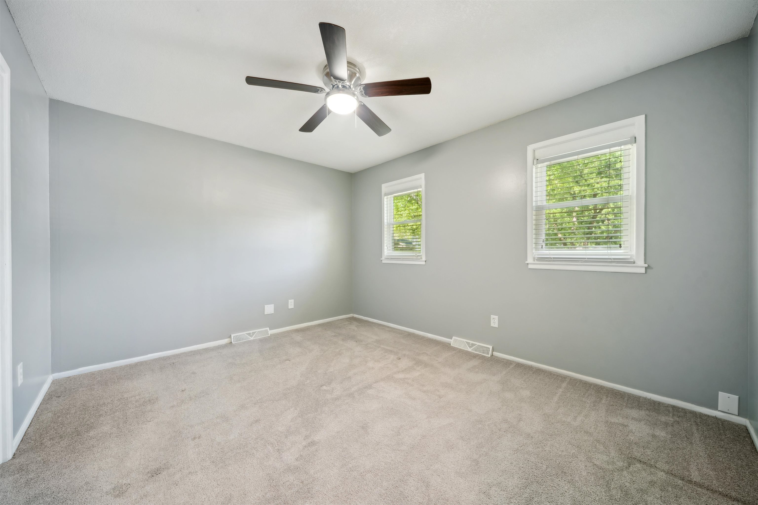 212 S Lauber Ln, Derby, Kansas image 11