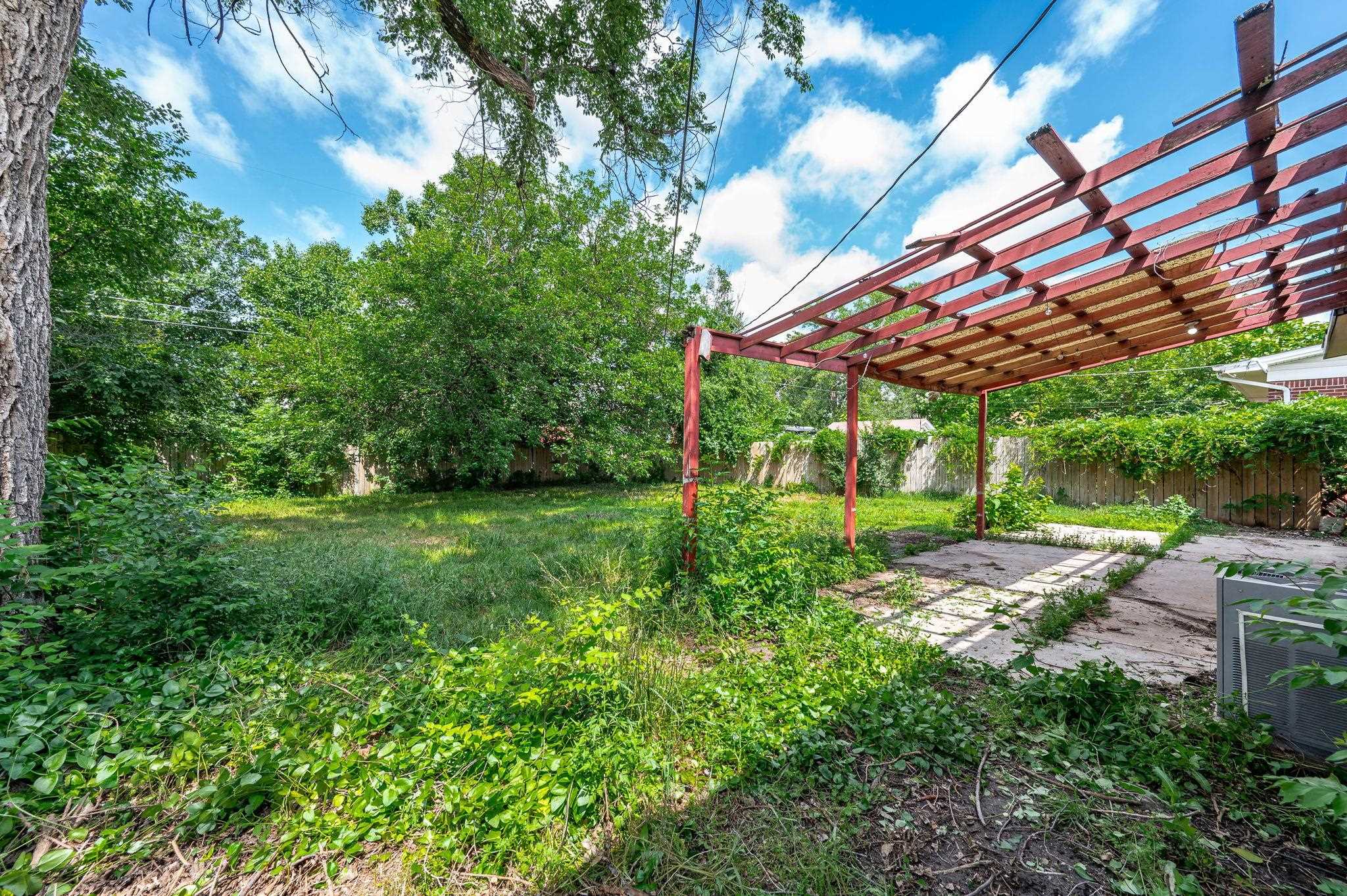 2267 S Euclid Ave, Wichita, Kansas image 28