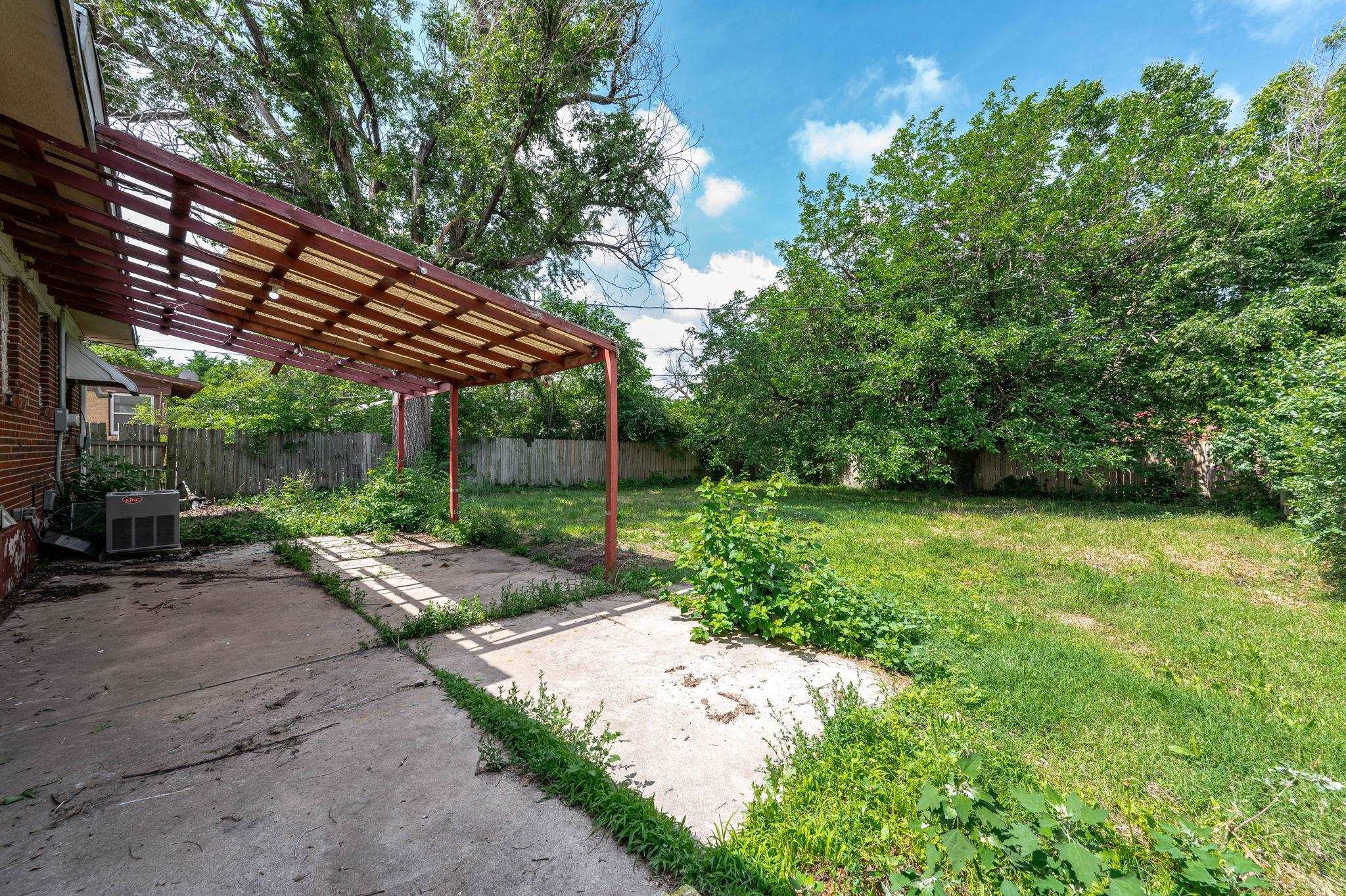 2267 S Euclid Ave, Wichita, Kansas image 27