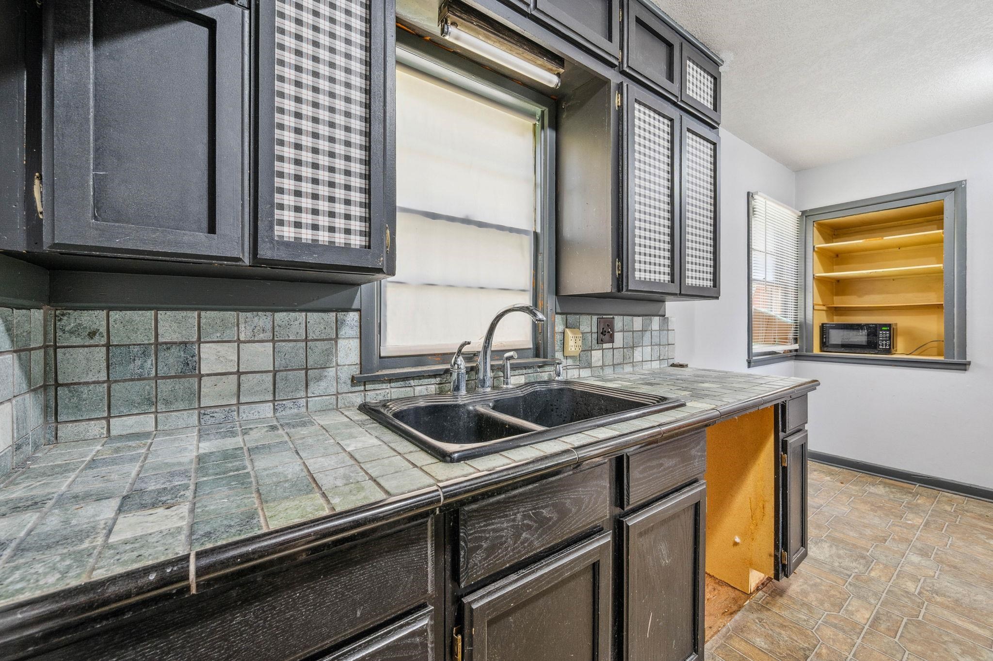 2267 S Euclid Ave, Wichita, Kansas image 14