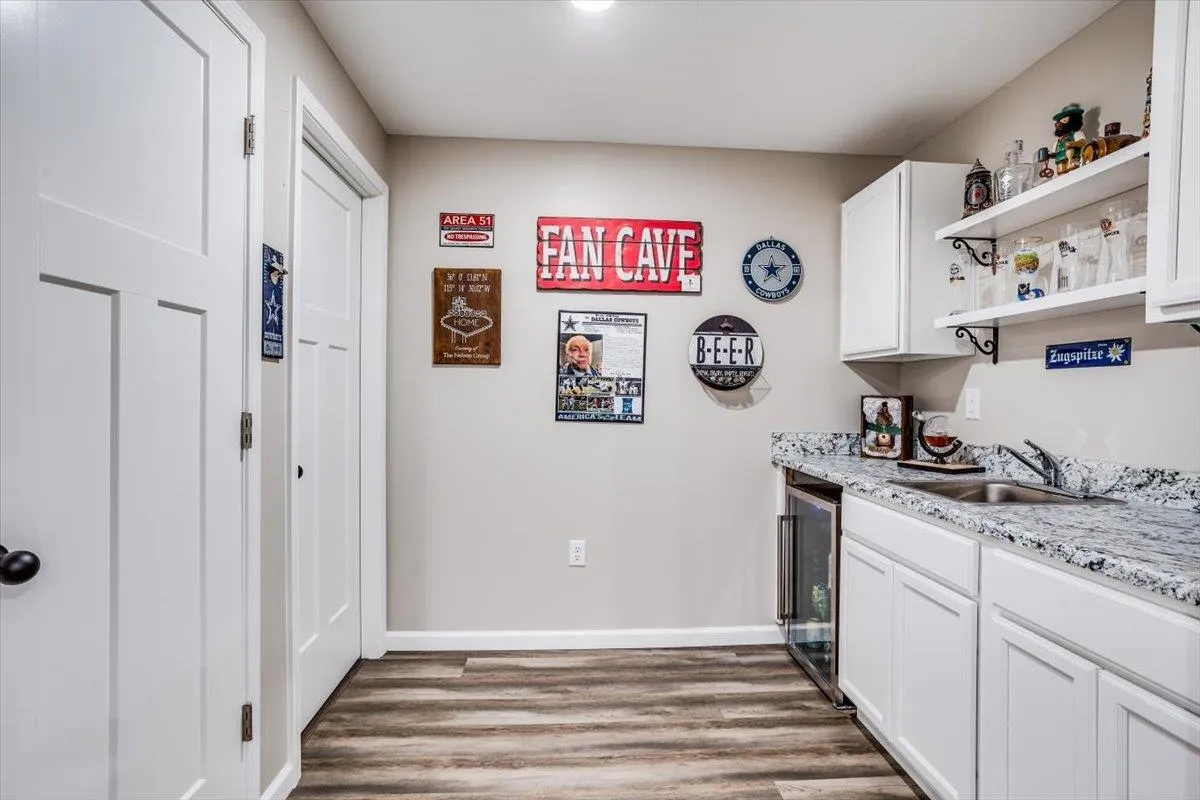 Derby, Kansas 67037, United States, 5 Bedrooms Bedrooms, ,3 BathroomsBathrooms,Residential,Pending,28830