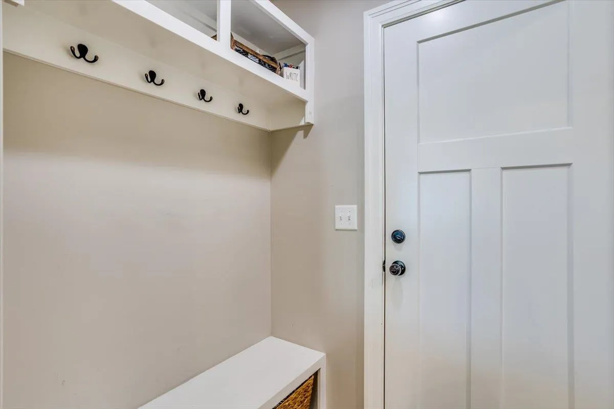 Derby, Kansas 67037, United States, 5 Bedrooms Bedrooms, ,3 BathroomsBathrooms,Residential,Pending,28830