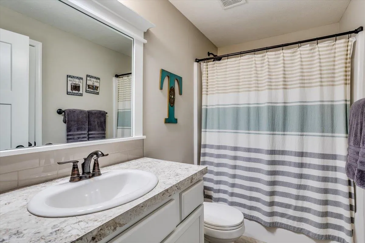 Derby, Kansas 67037, United States, 5 Bedrooms Bedrooms, ,3 BathroomsBathrooms,Residential,Pending,28830