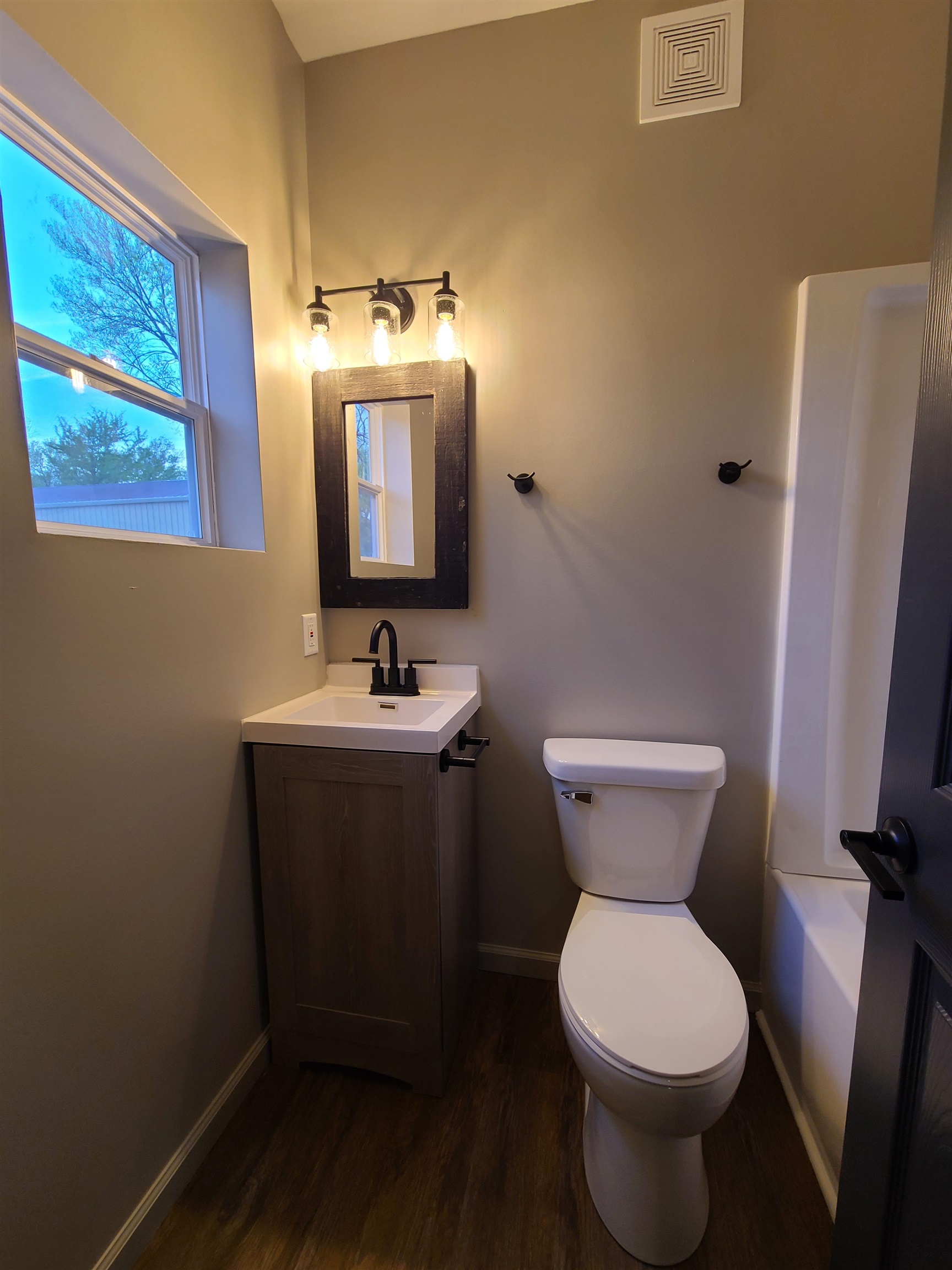 322 S Chestnut St, Lindsborg, Kansas image 15