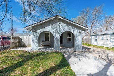 Homes For Sale - 735 N Doris St<br/> Sedgwick County, Wichita, KS 67212