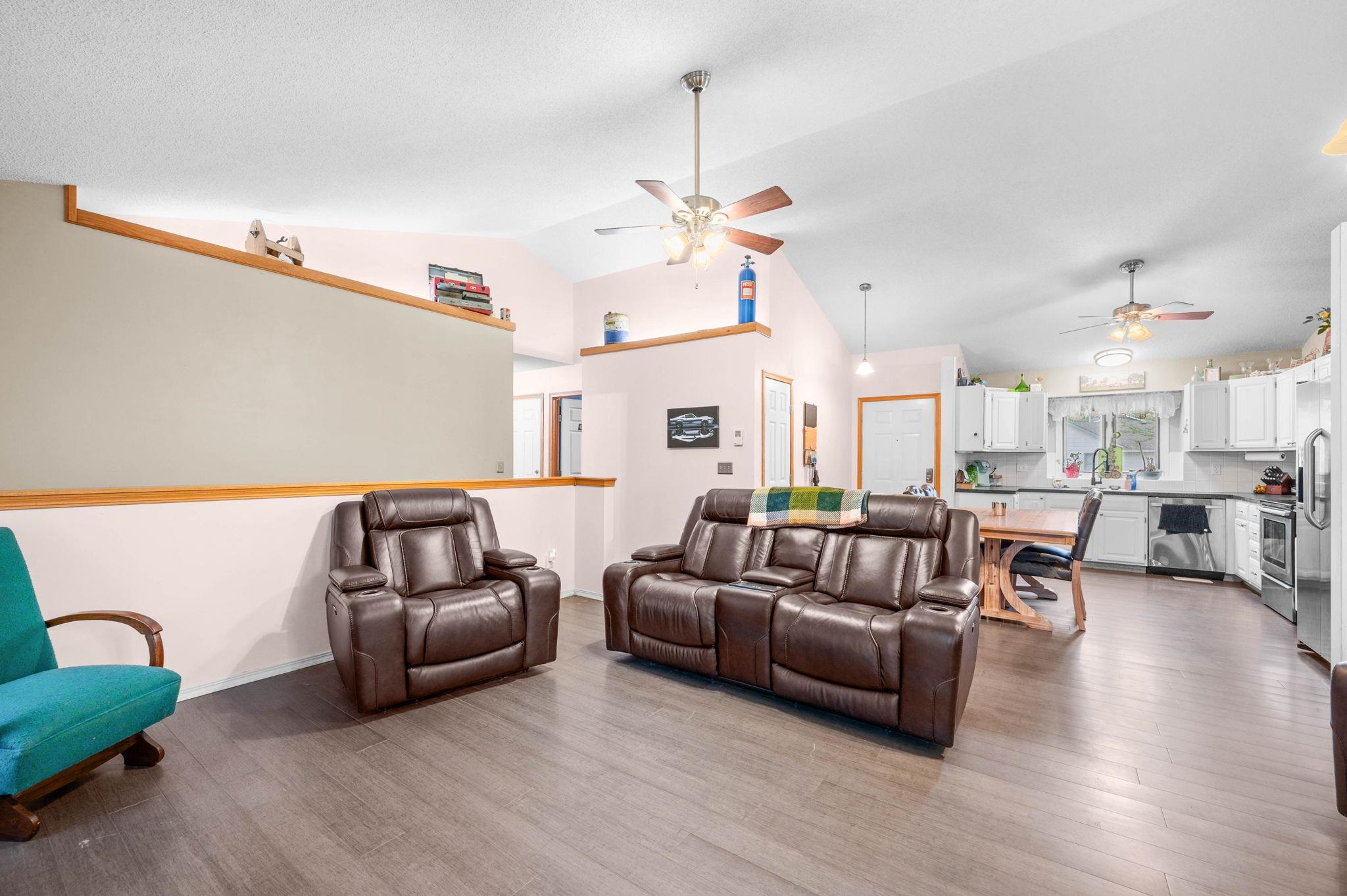 213 S Warren Ave, Rose Hill, Kansas image 5
