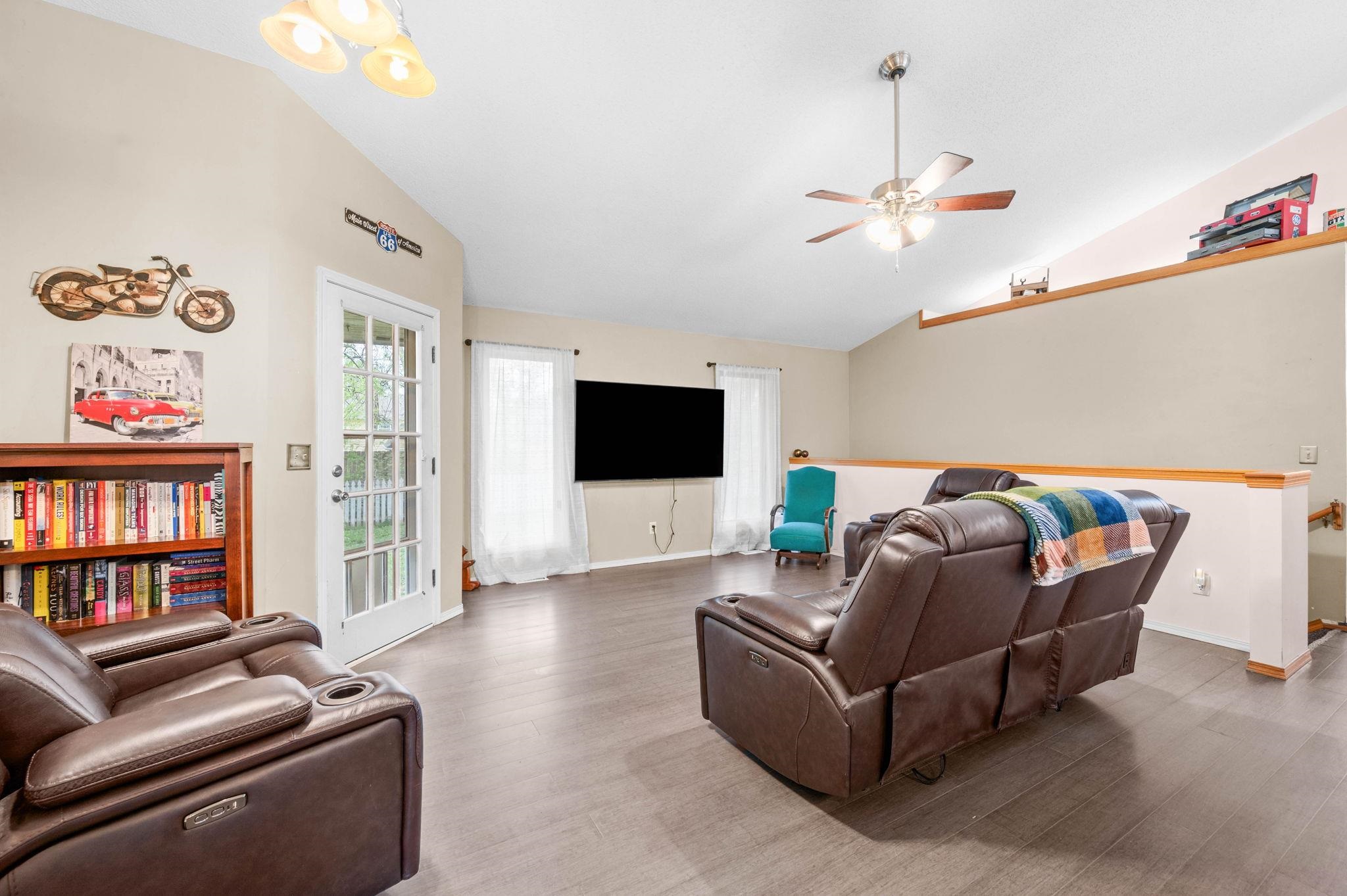 213 S Warren Ave, Rose Hill, Kansas image 4
