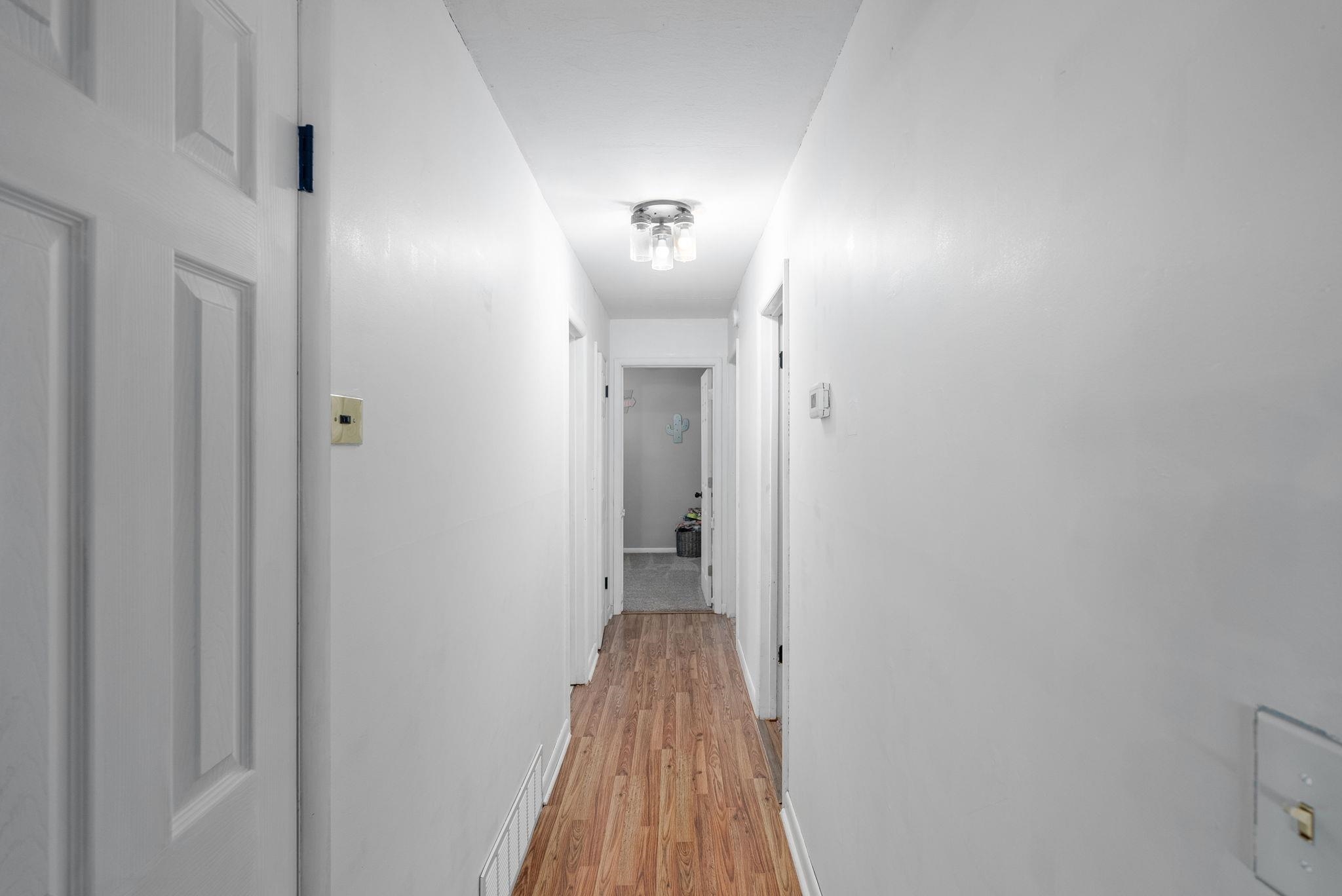 Derby, Kansas 67037, United States, 3 Bedrooms Bedrooms, ,1 BathroomBathrooms,Residential,Pending,54976