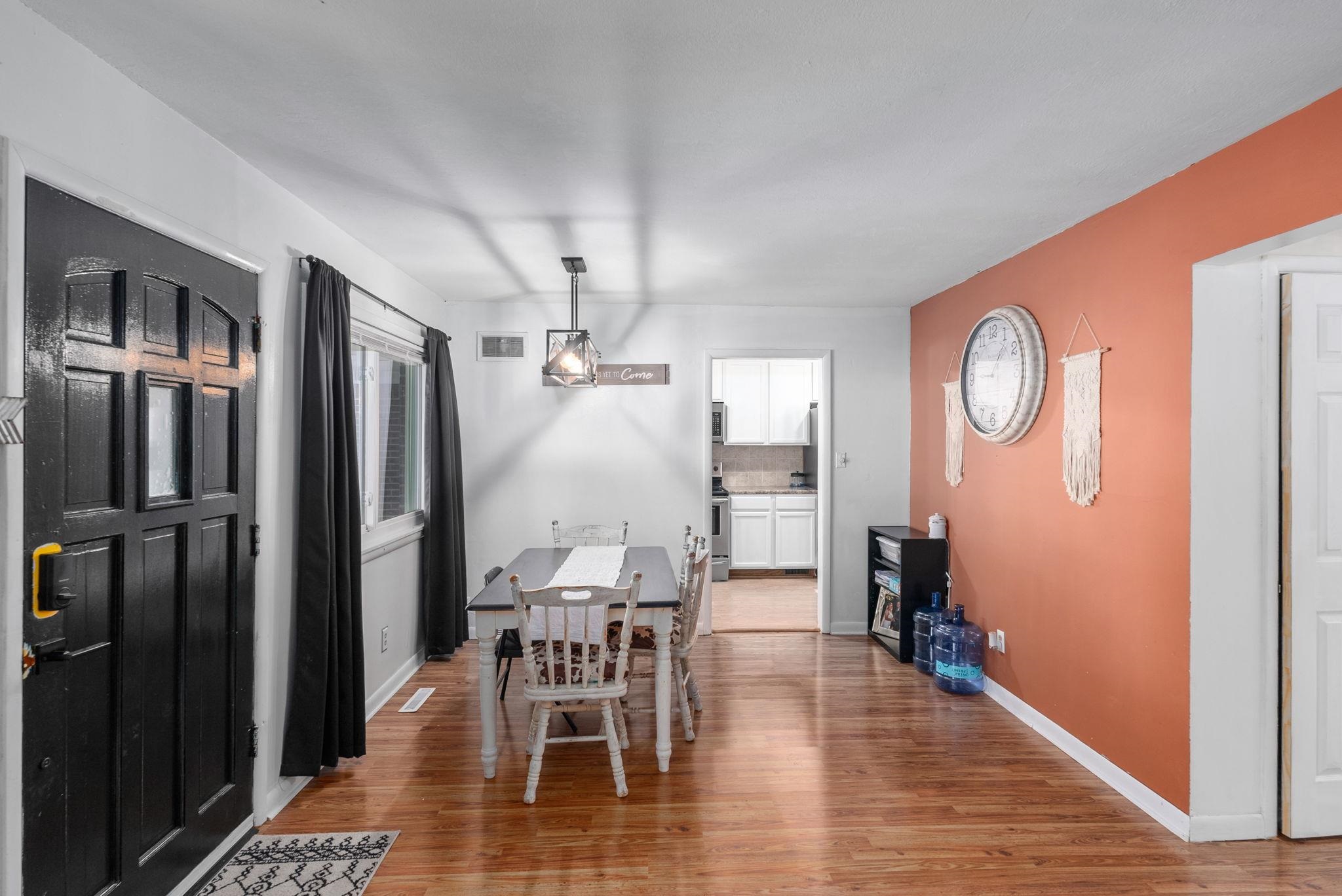 Derby, Kansas 67037, United States, 3 Bedrooms Bedrooms, ,1 BathroomBathrooms,Residential,Pending,54976