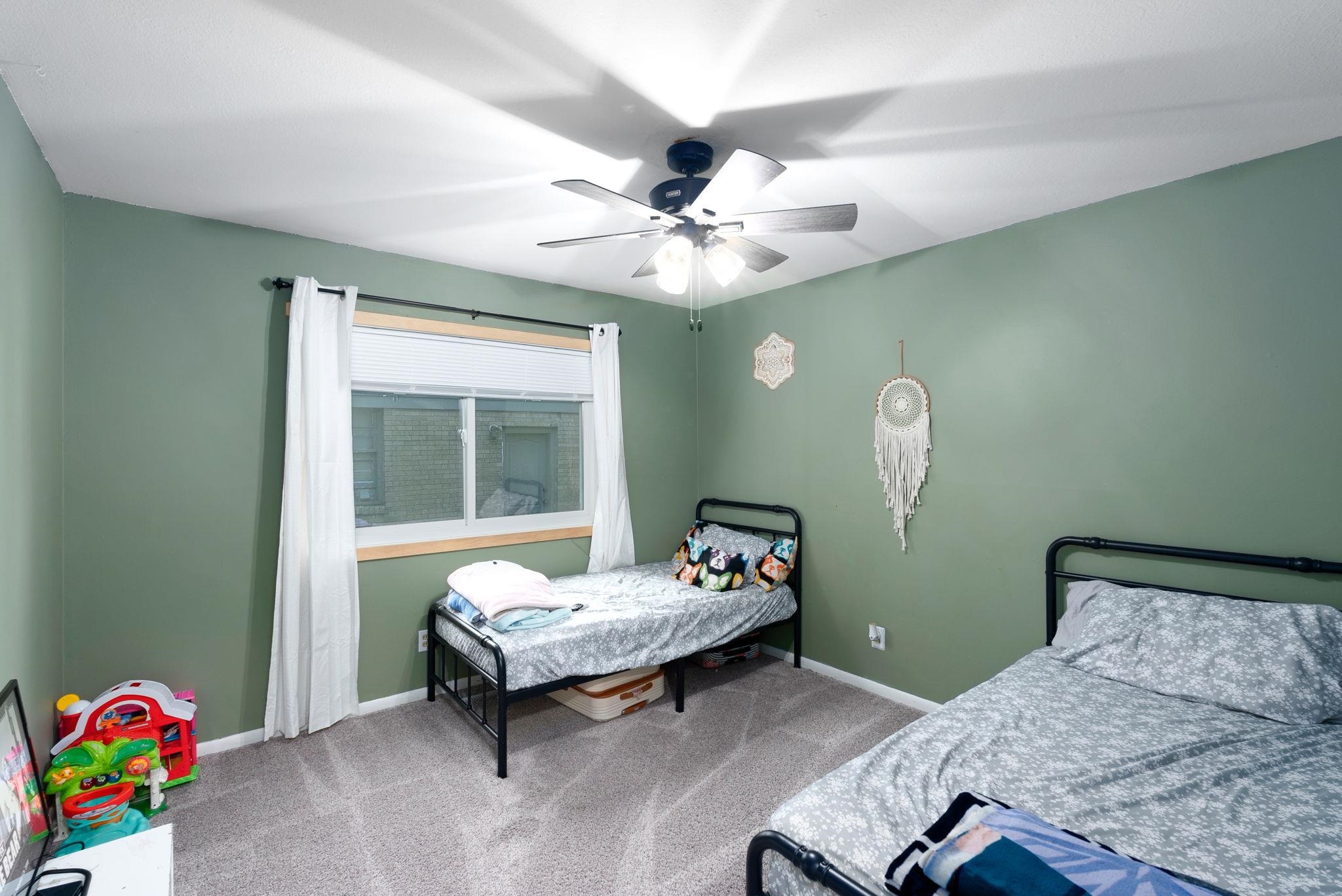 Derby, Kansas 67037, United States, 3 Bedrooms Bedrooms, ,1 BathroomBathrooms,Residential,Pending,54976