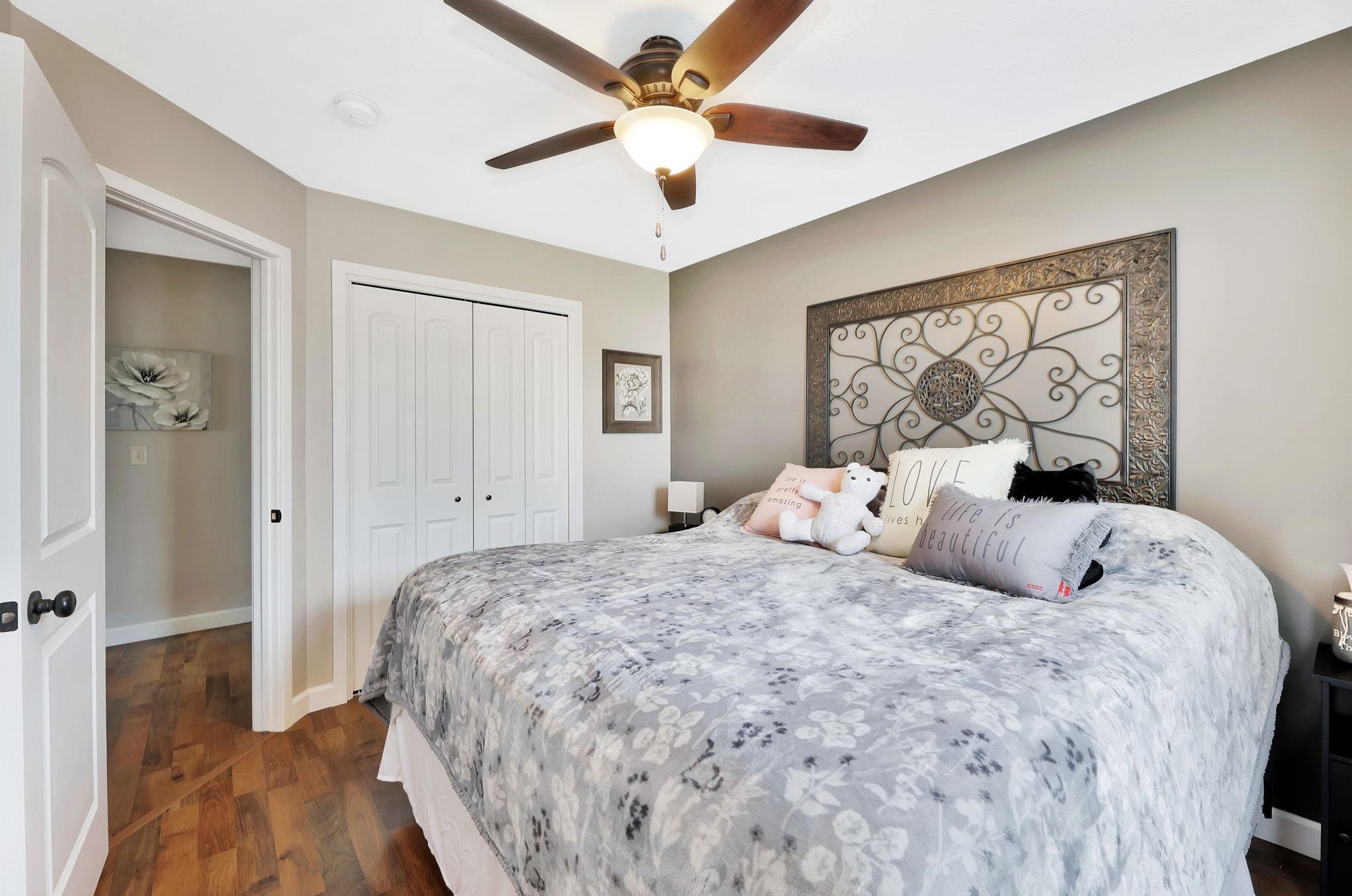 510 Clover Ln, Hesston, Kansas image 15