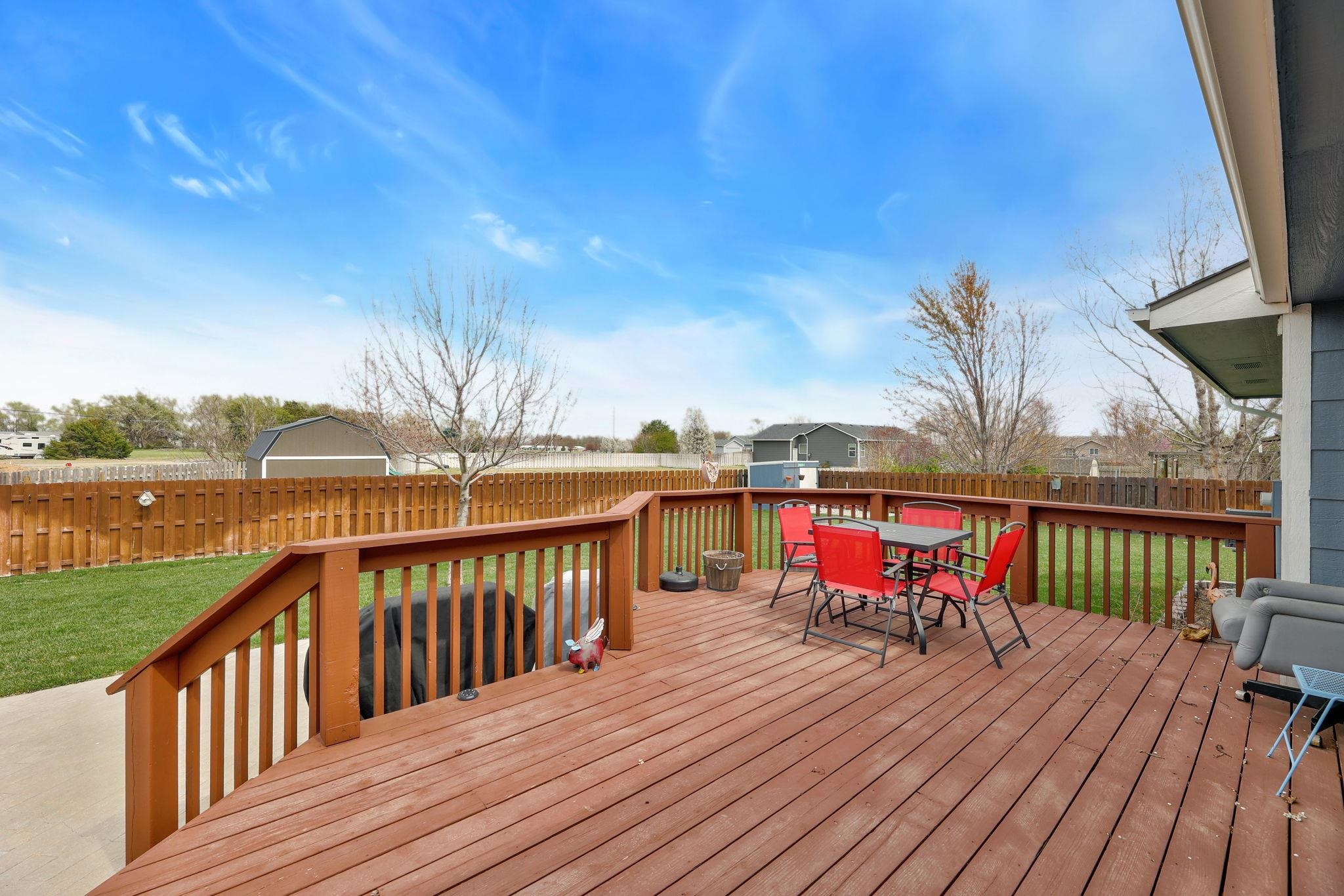510 Clover Ln, Hesston, Kansas image 23