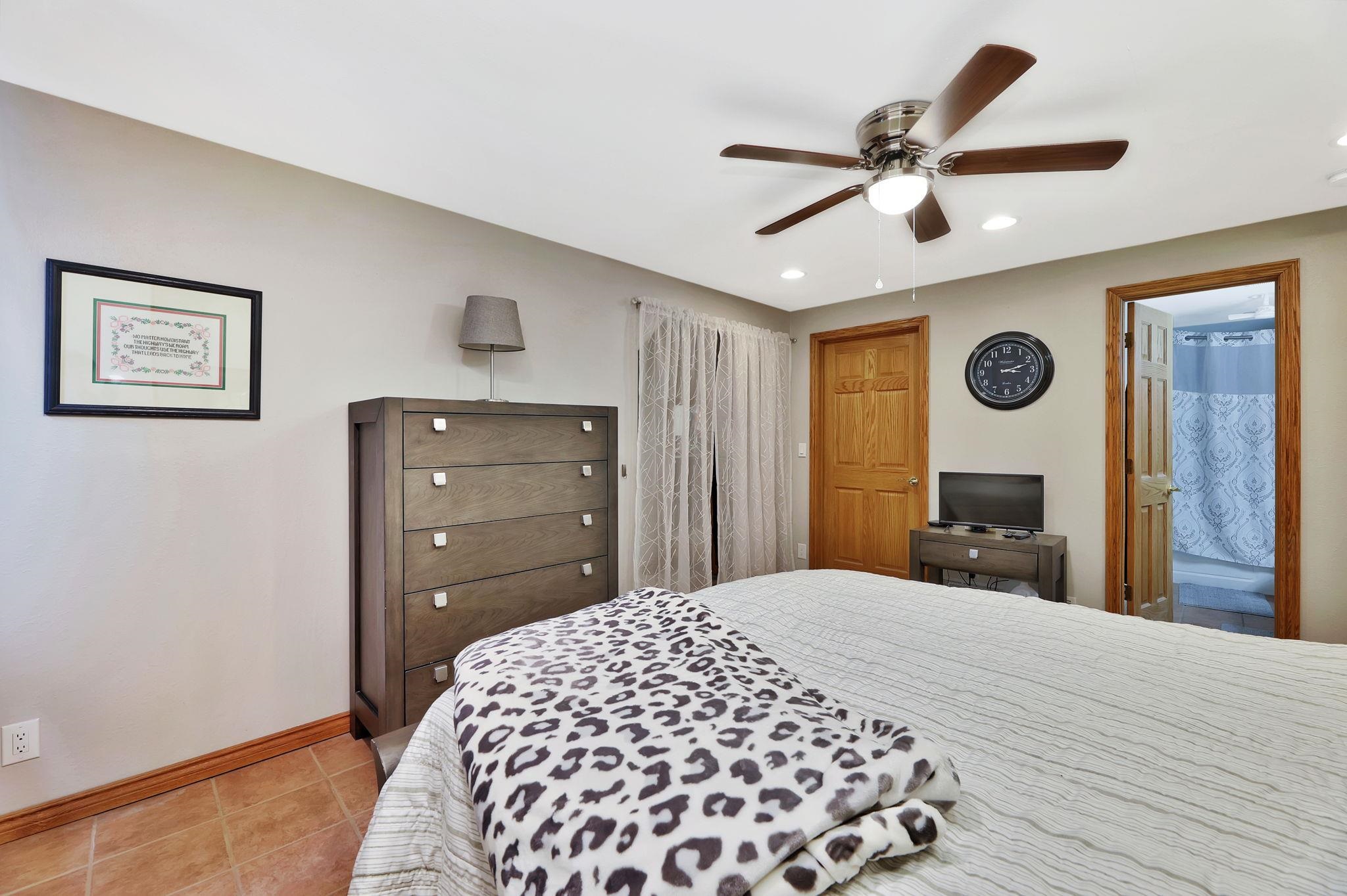 510 Clover Ln, Hesston, Kansas image 20