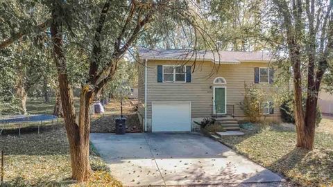 Homes For Sale - 1626 N 14th St<br/> Cowley County, Arkansas City, KS 67005