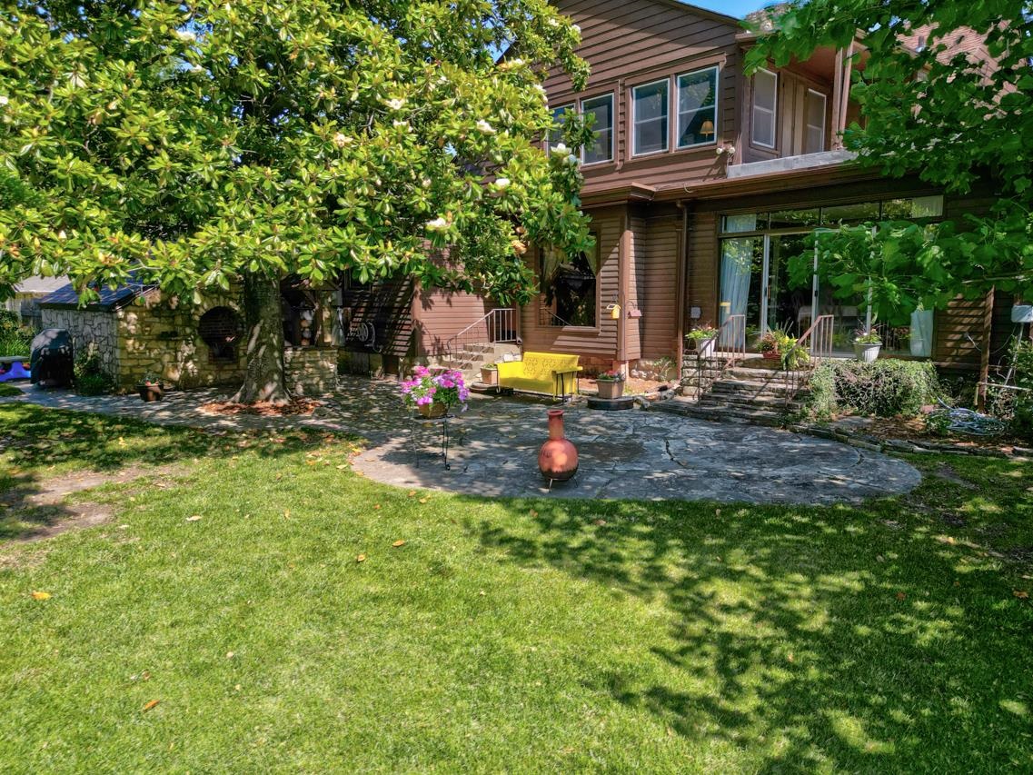 811 E 10th Ave, Winfield, Kansas image 33