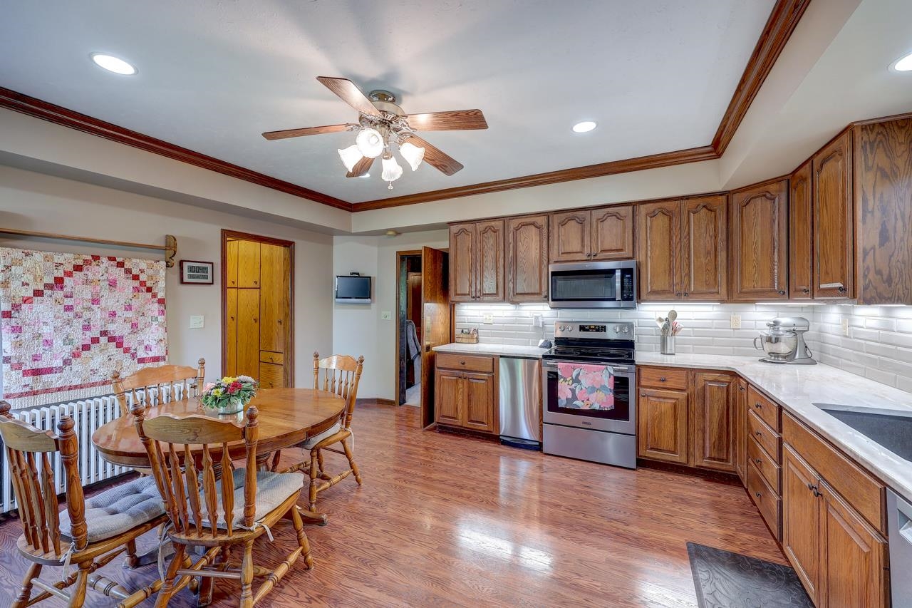 811 E 10th Ave, Winfield, Kansas image 13
