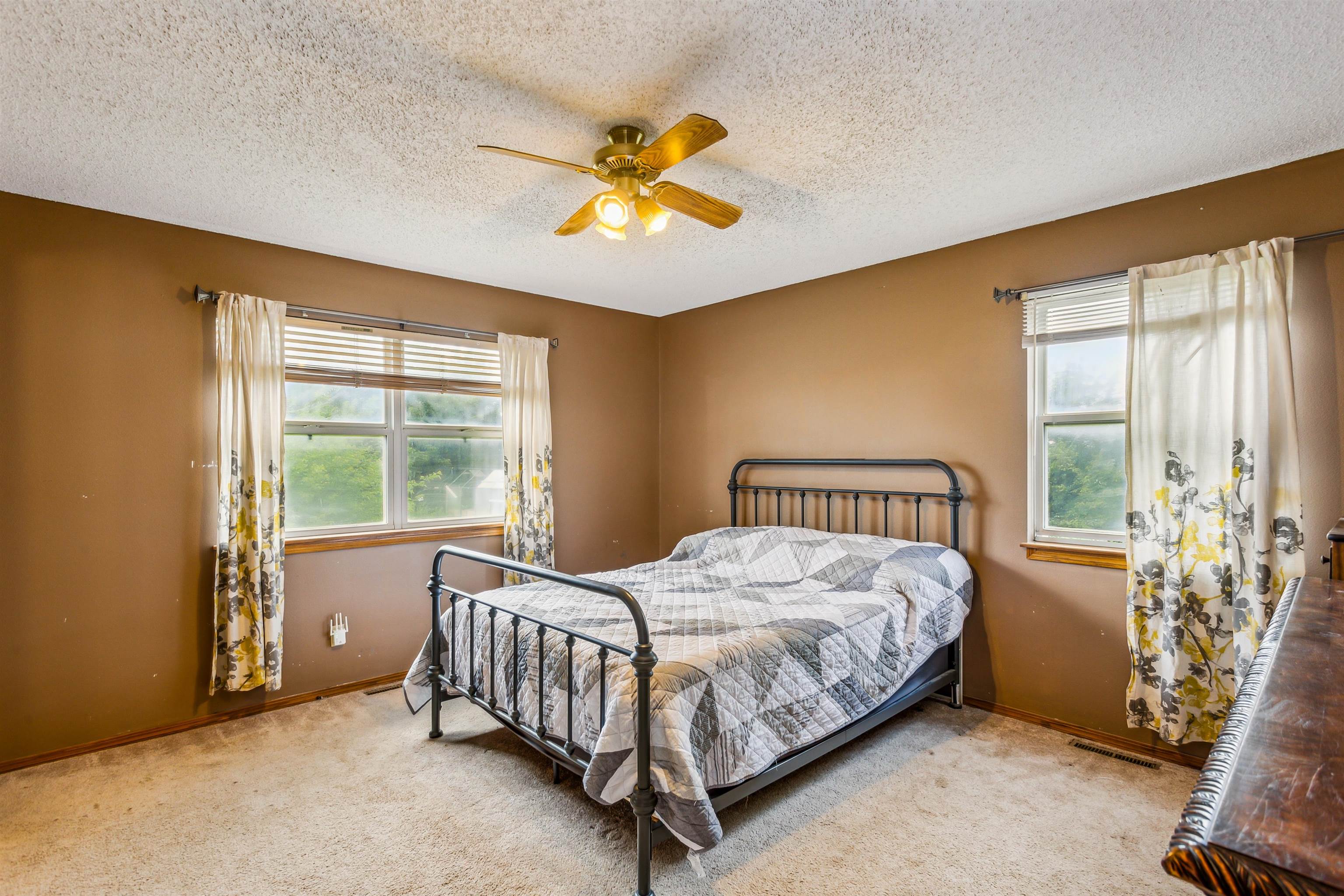 6937 SW Hopkins Switch Rd, El Dorado, Kansas image 17