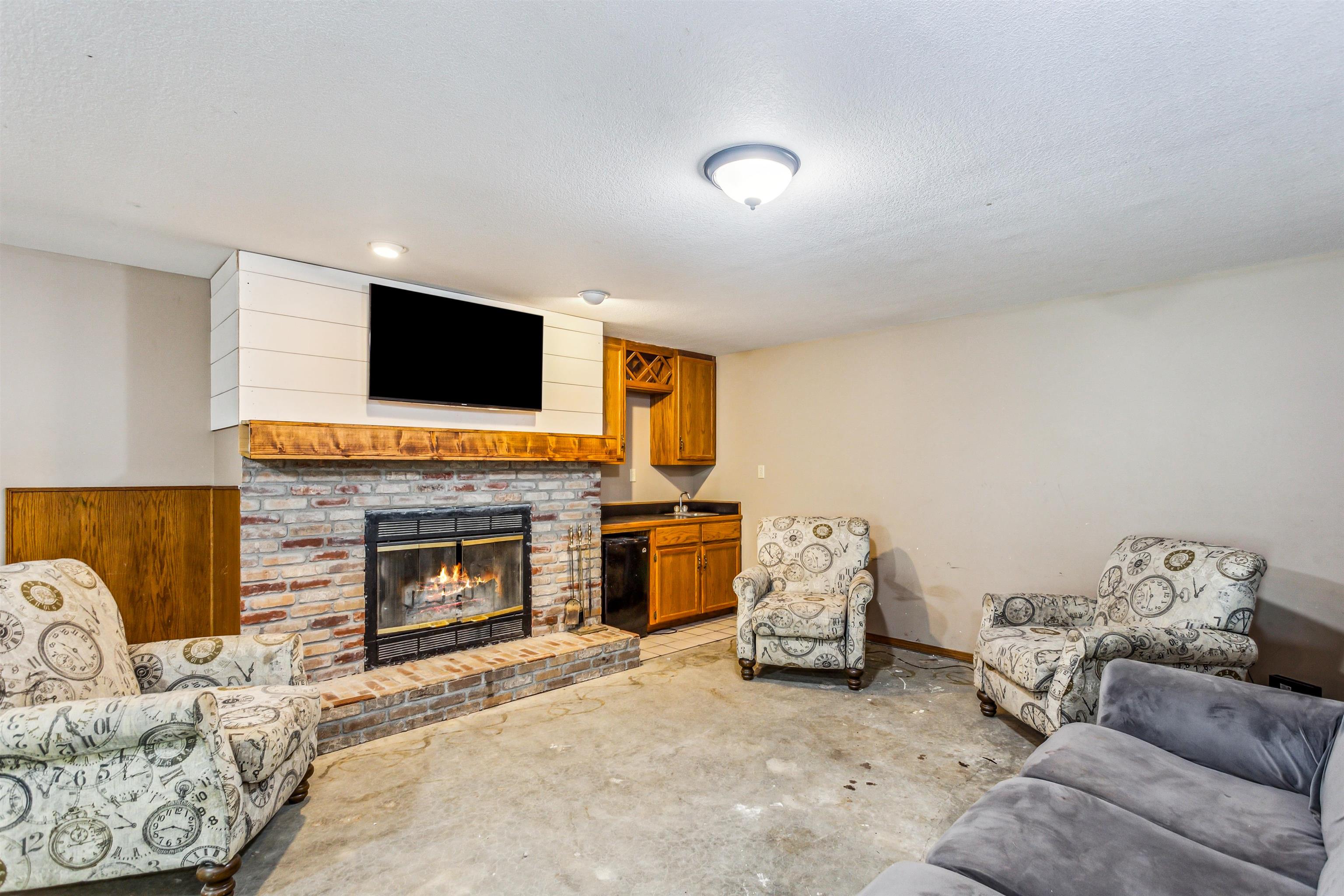 6937 SW Hopkins Switch Rd, El Dorado, Kansas image 22