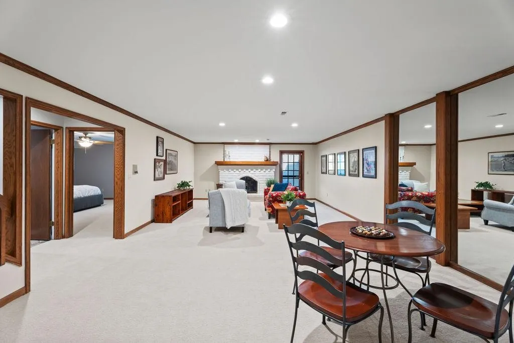 Wichita, Kansas 67230, United States, 3 Bedrooms Bedrooms, ,3 BathroomsBathrooms,Residential,Pending,101320