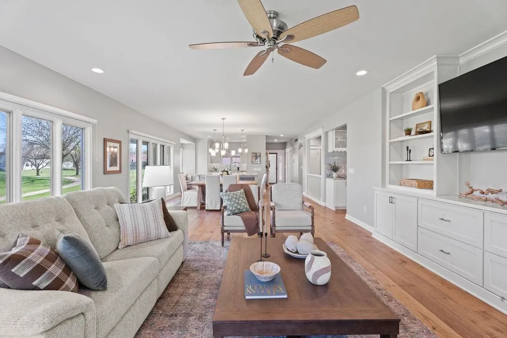 Wichita, Kansas 67230, United States, 3 Bedrooms Bedrooms, ,3 BathroomsBathrooms,Residential,Pending,101320